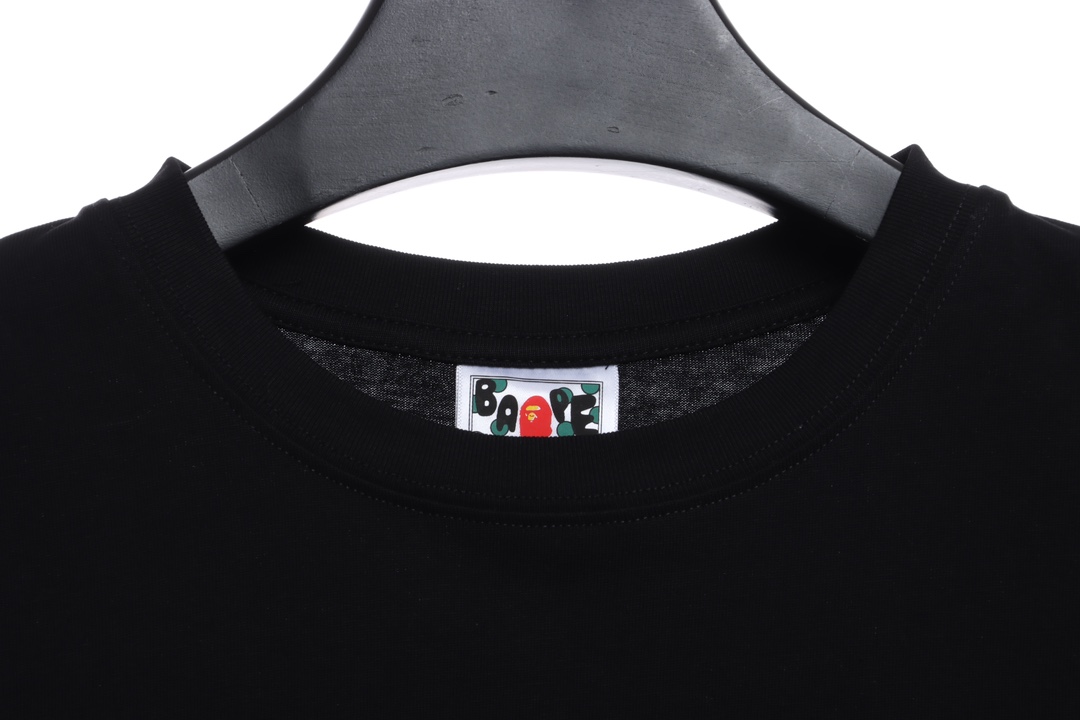 BAPE chest graffiti letters short sleeves