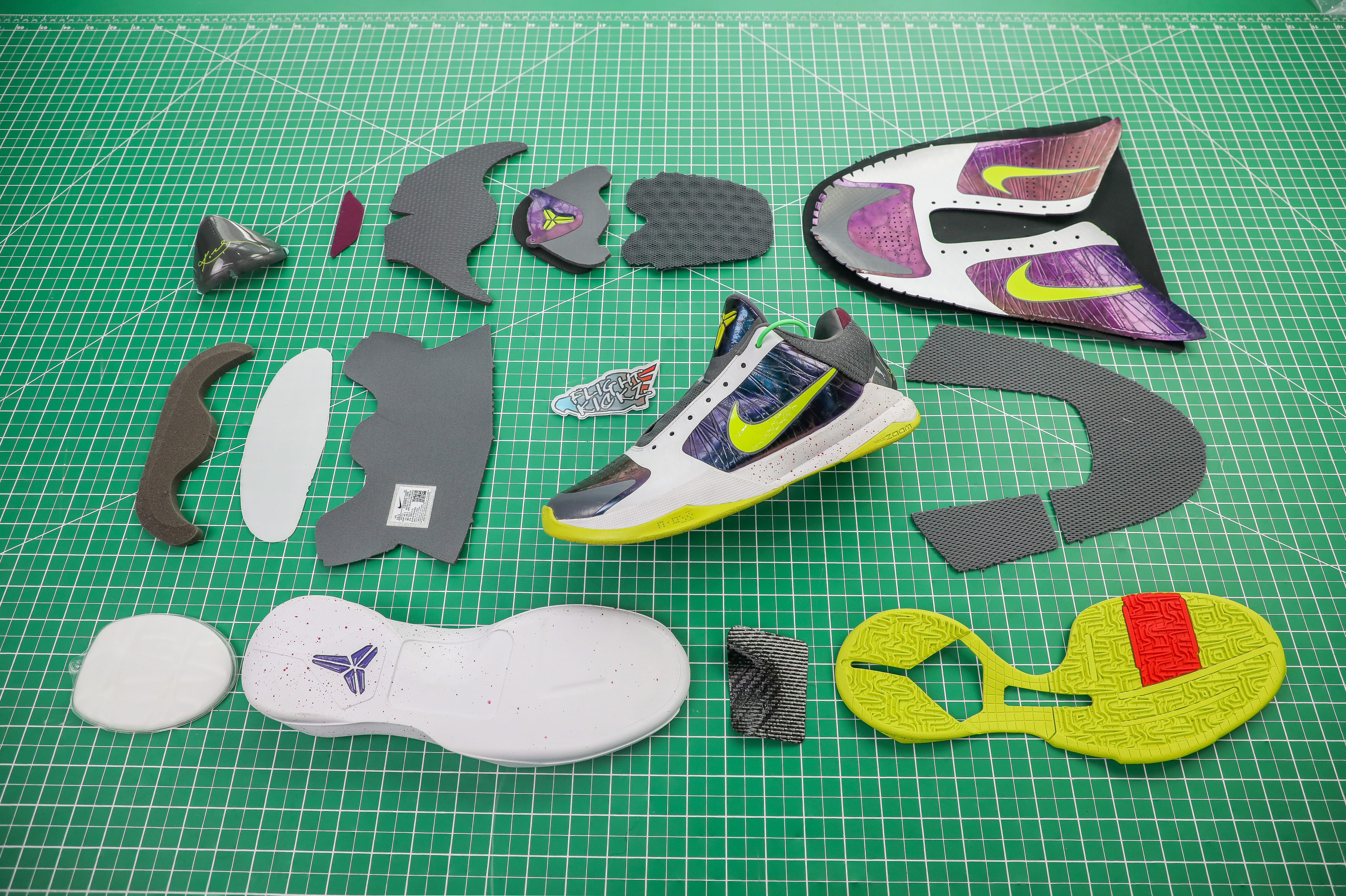 Nike Kobe 5 Protro “Chaos” (Up to Size 14)(A1 Batch)