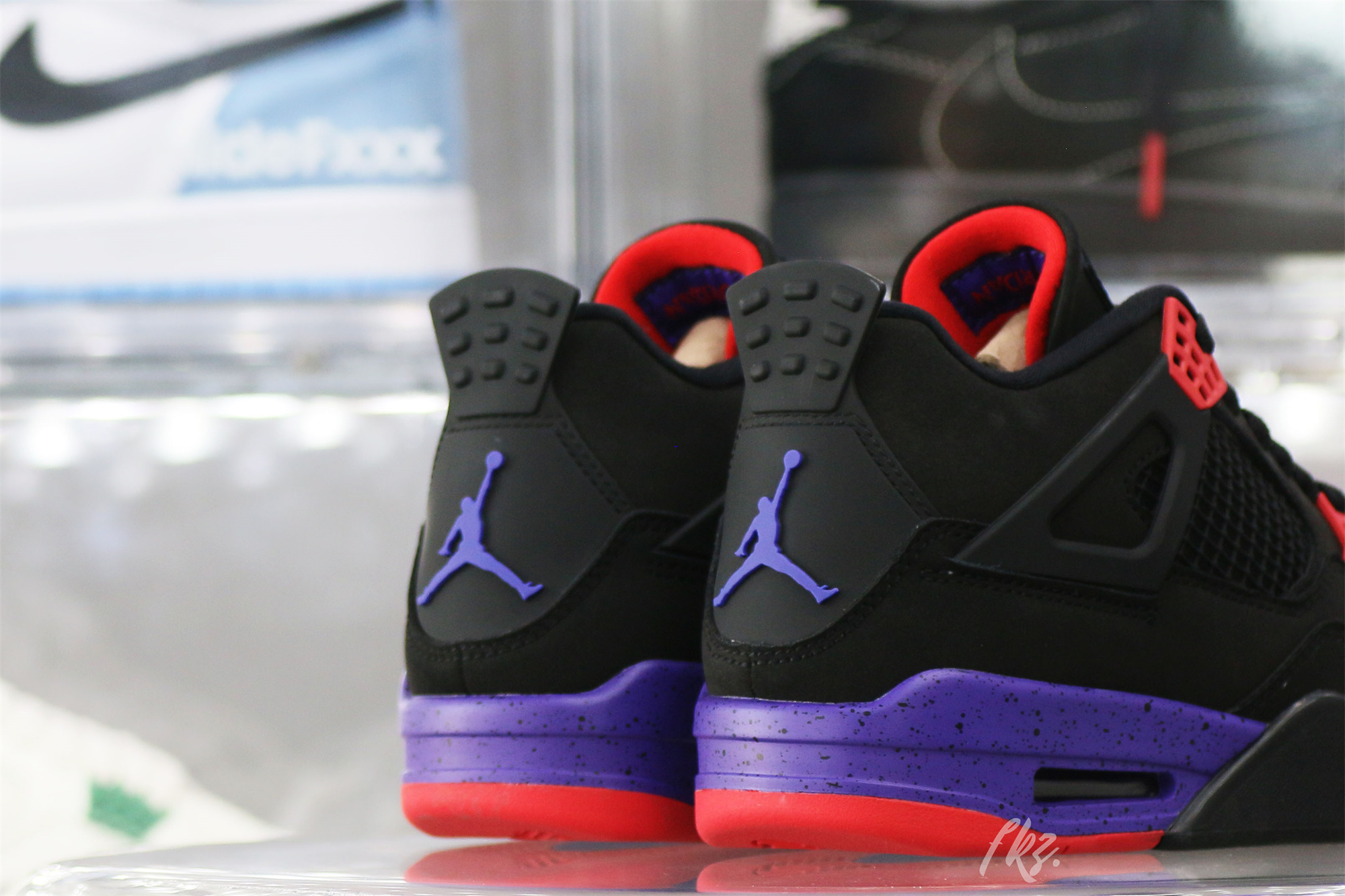 Air Jordan 4 Retro Raptors(2018)