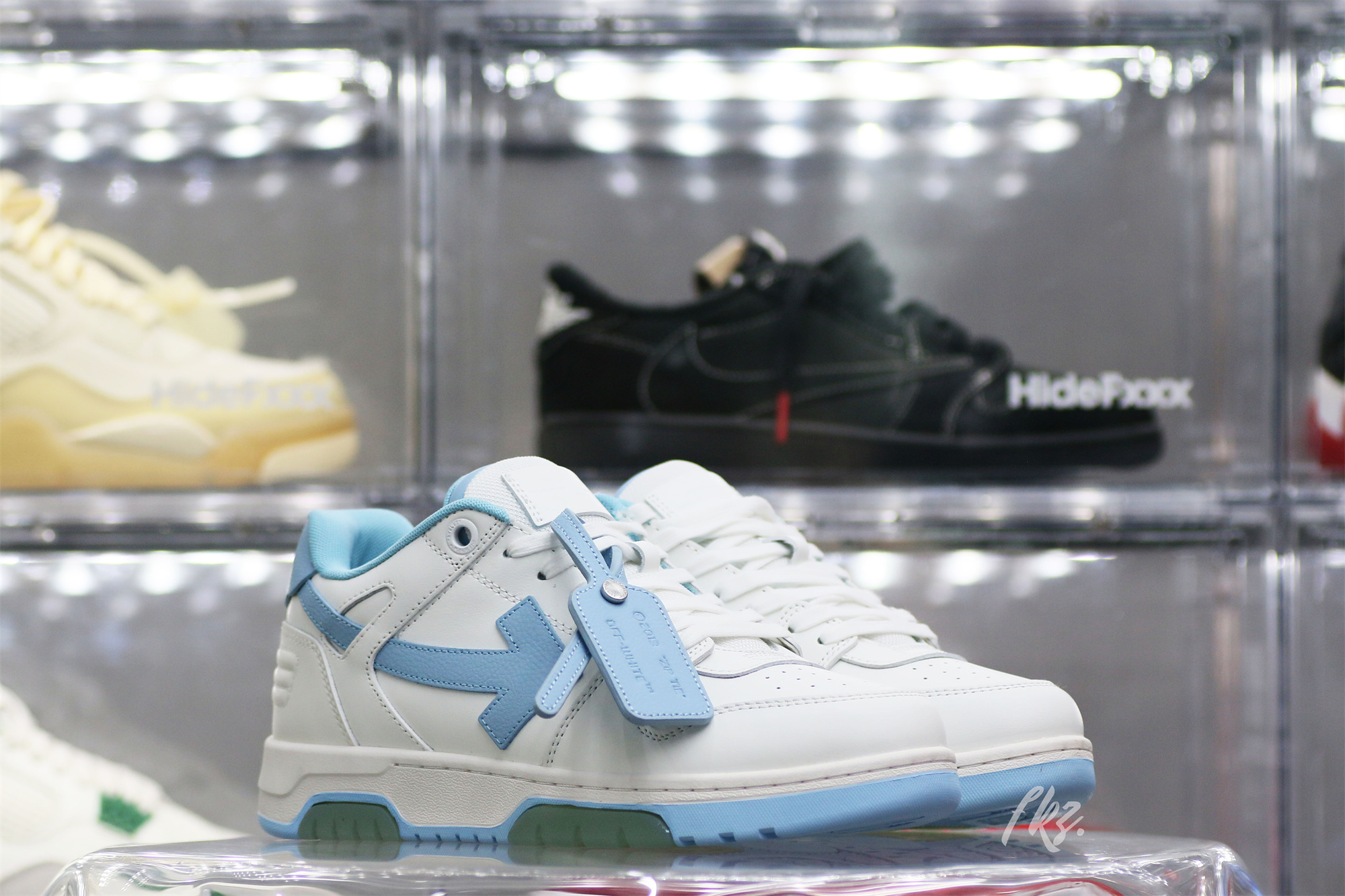 OFF-WHITE White & Blue Out Of Office Sneakers