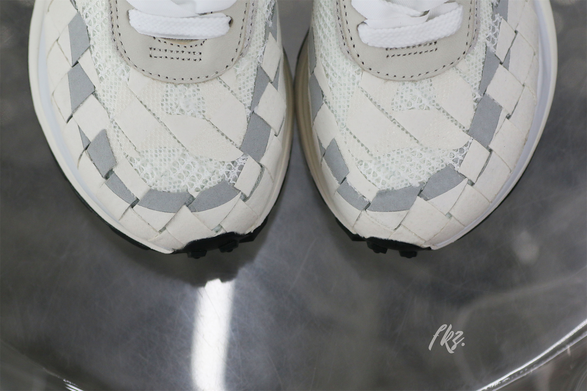 Sacai X Nike Vaporwaffle Grey White