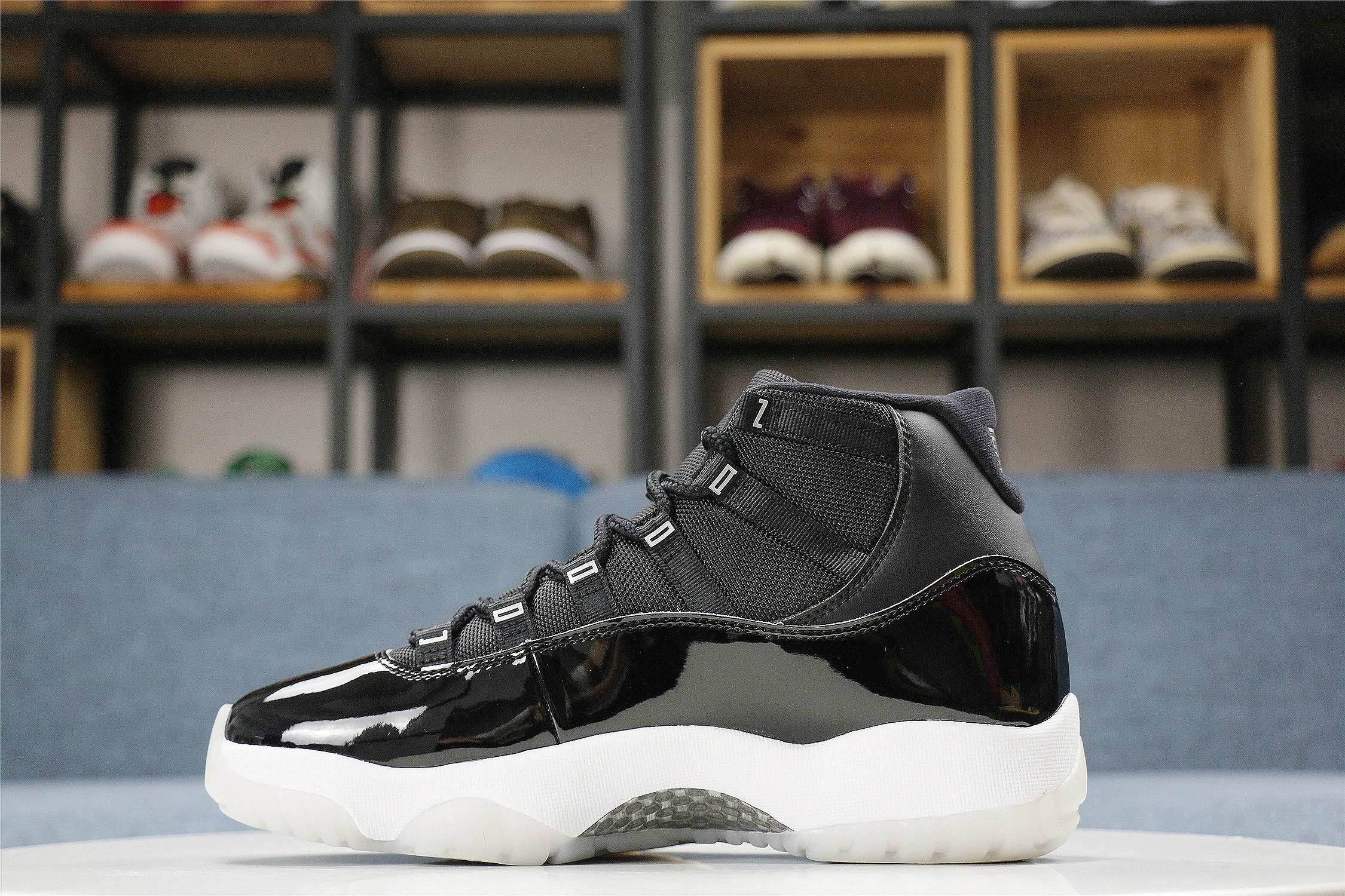 Air Jordan 11 Retro Jubilee 25th Anniversary (Ln5 A1)