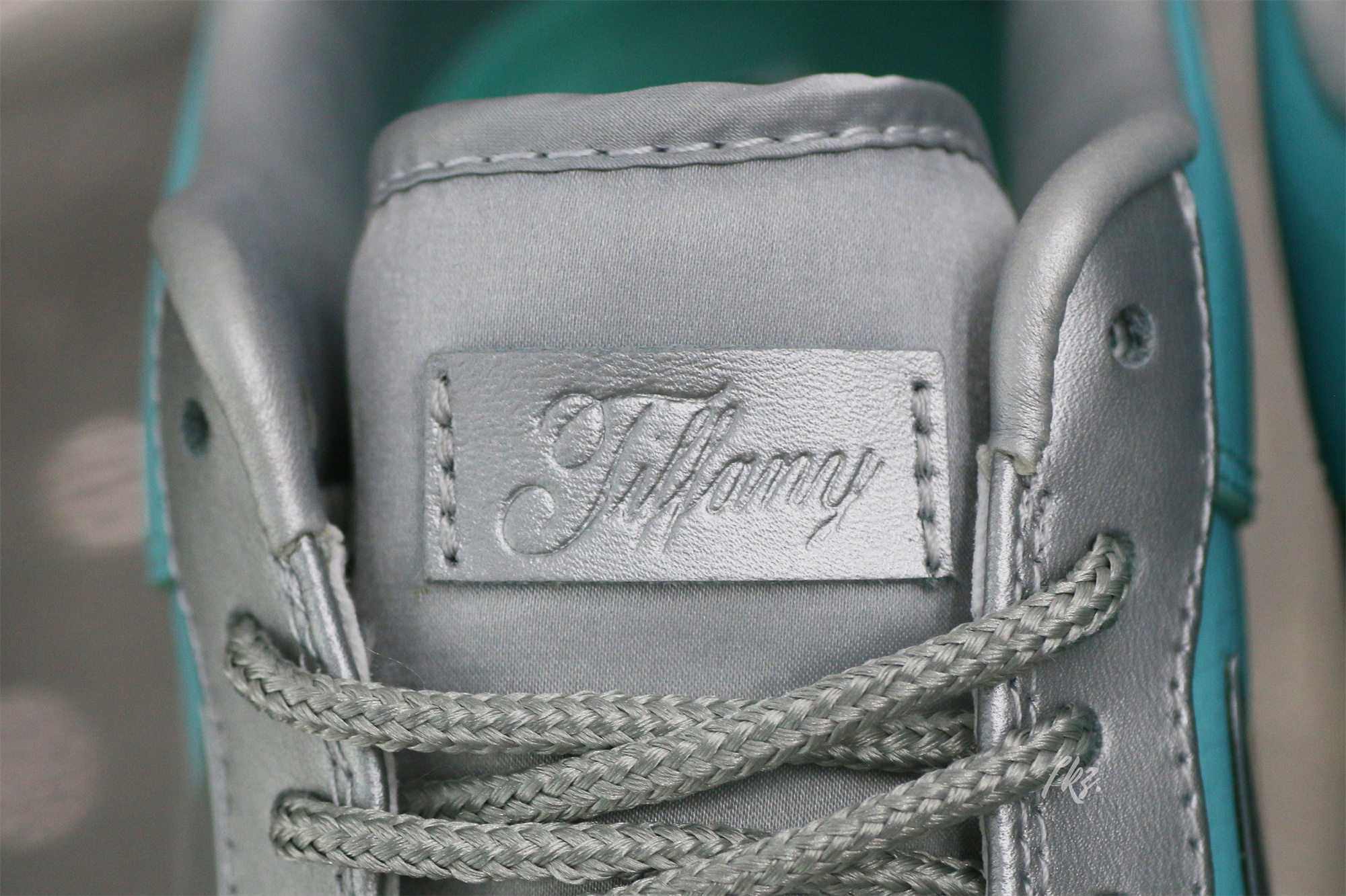 ππ₯π
π
πππ & ππ. Nike Air Force 1 Low 1837