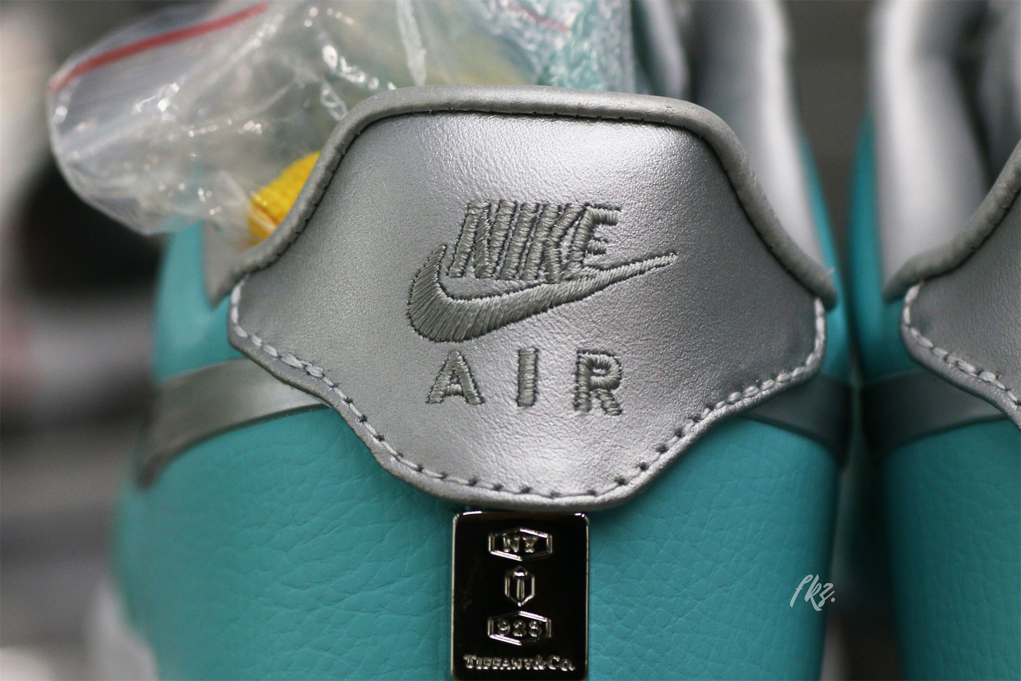 ππ₯π
π
πππ & ππ. Nike Air Force 1 Low 1837