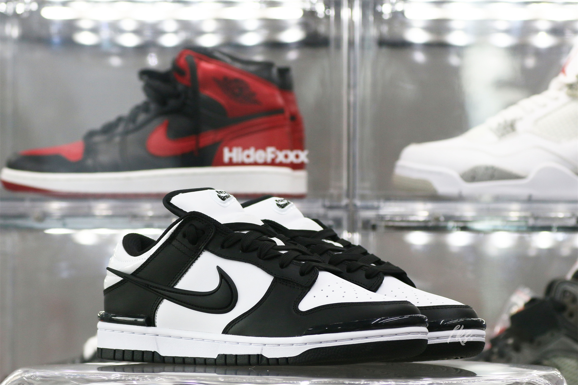 Nike Dunk Low Twist Panda