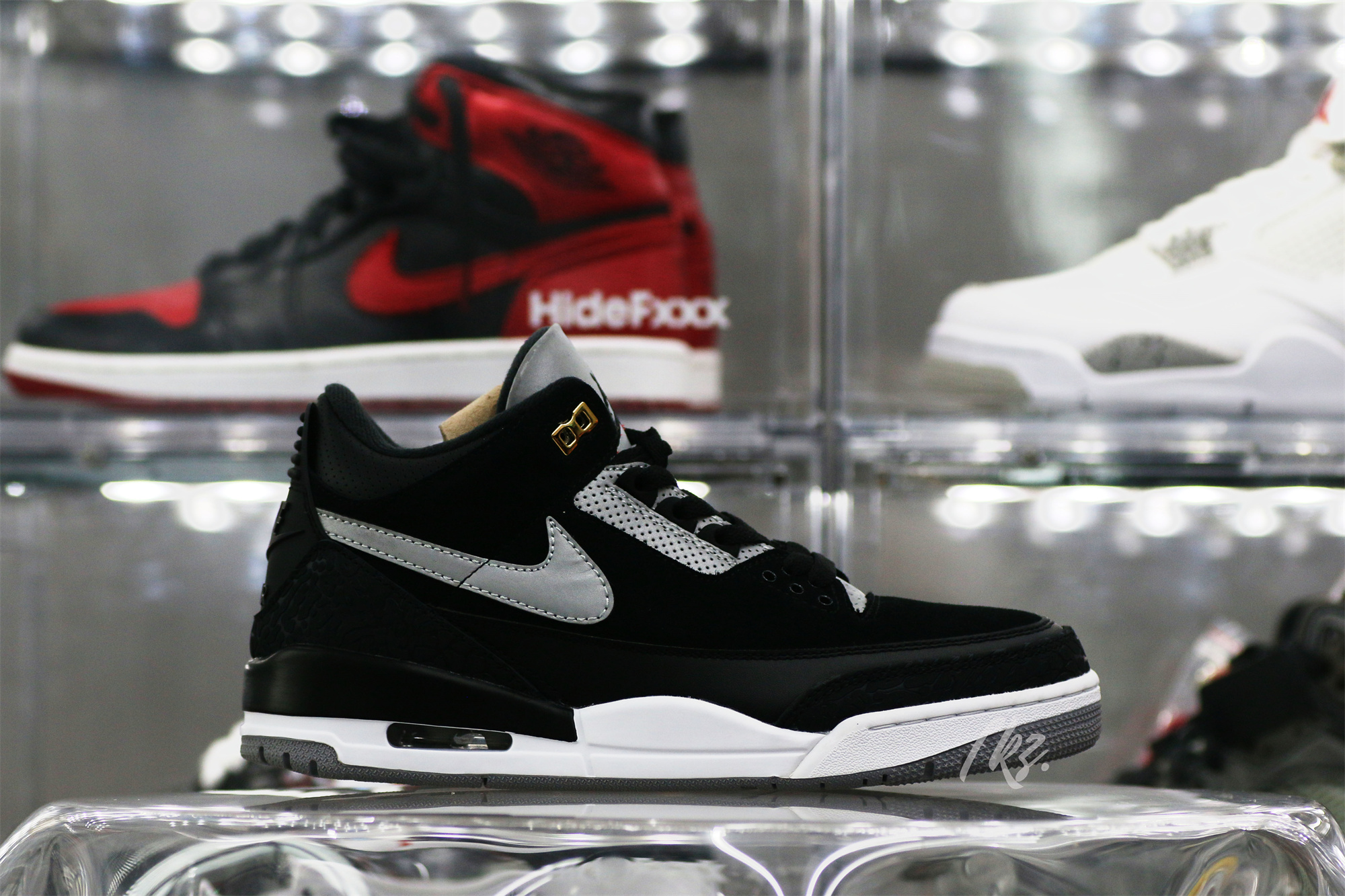 Air Jordan 3 Tinker Hatfield sneakers