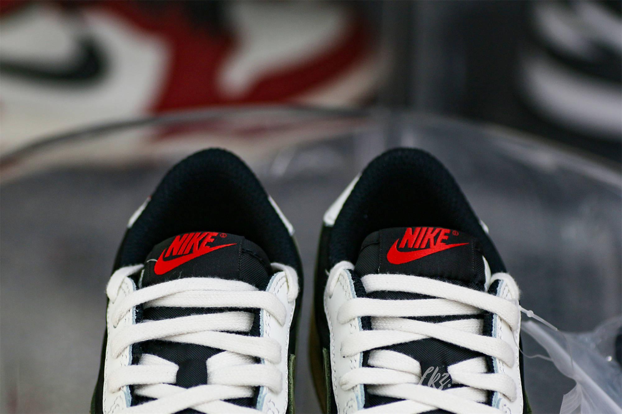 Travis Scott x Jordan 1 Retro Low OG SP Olive Kid (LN5 A1)