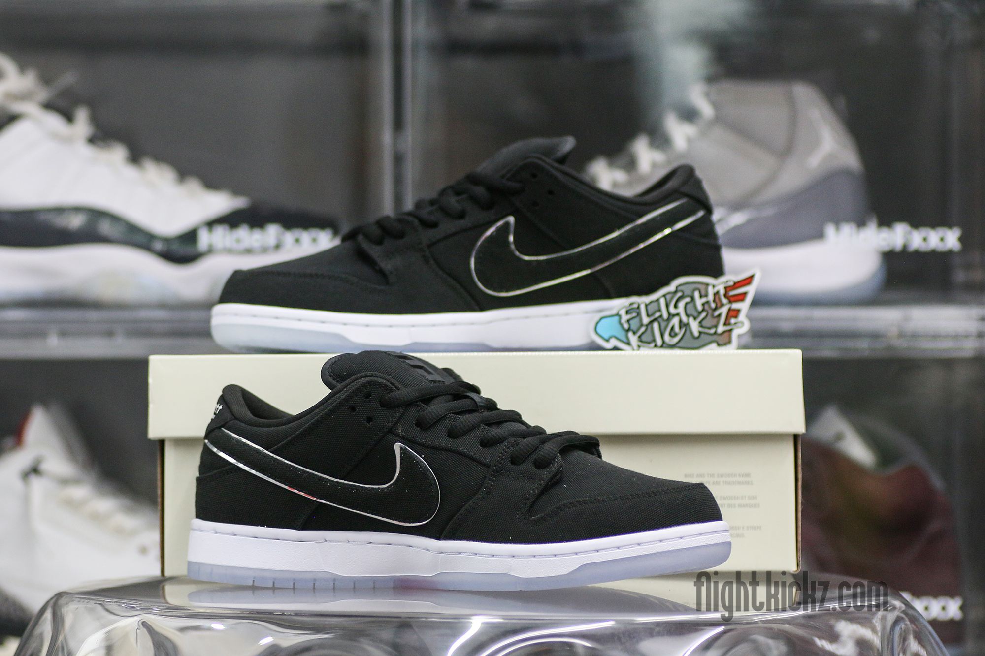 Eminem x Carhartt x Nike SB Dunk Black 2023