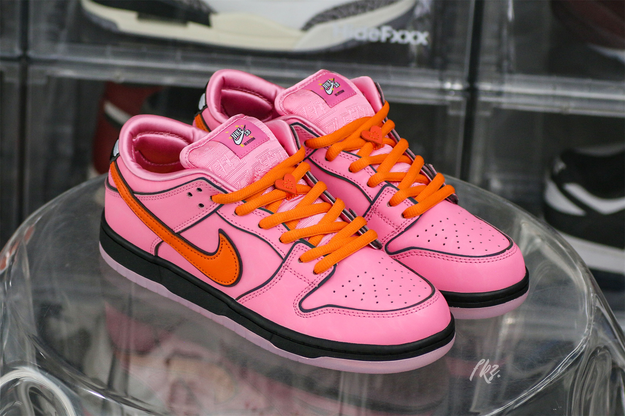 The Powerpuff Girls x Nike SB Dunk Low Blossom