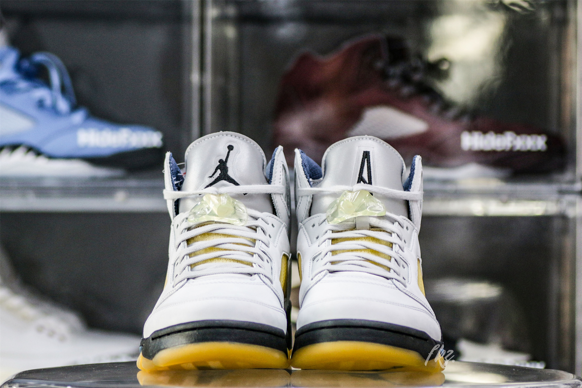 A Ma Maniere Air Jordan 5 SP Photon Dust/Diffused Blue WMS(LN5 A1)