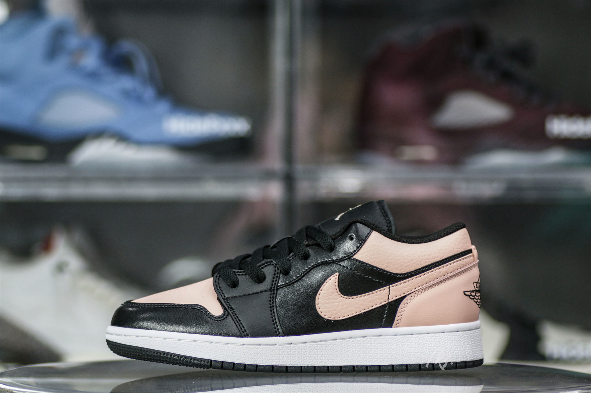 Air Jordan 1 Retro Low Crimson Tint 2021