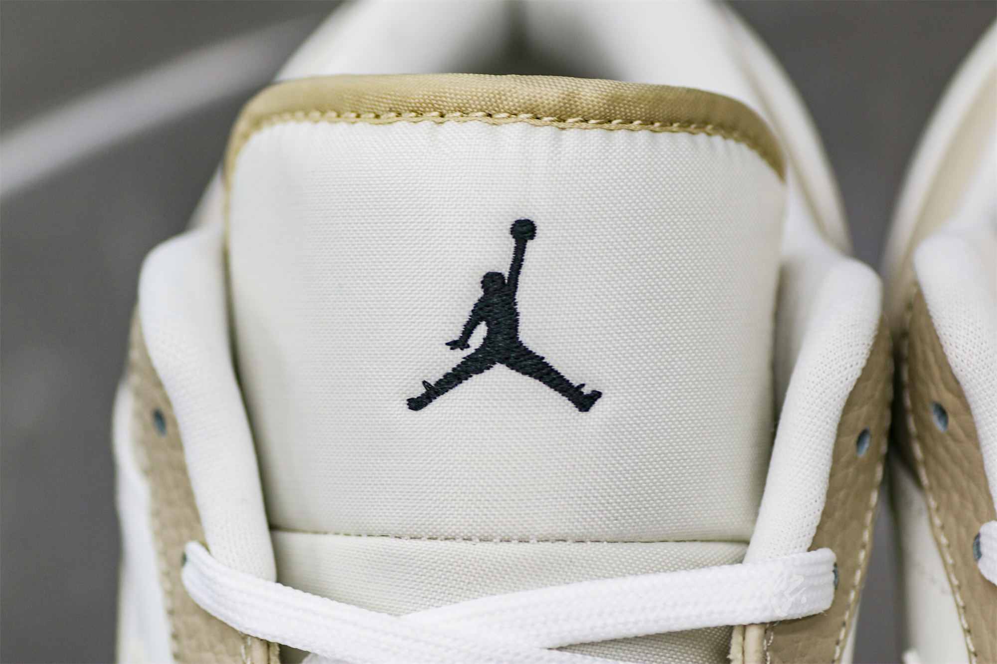 Air Jordan 1 Low SE Sail Rattan 2022