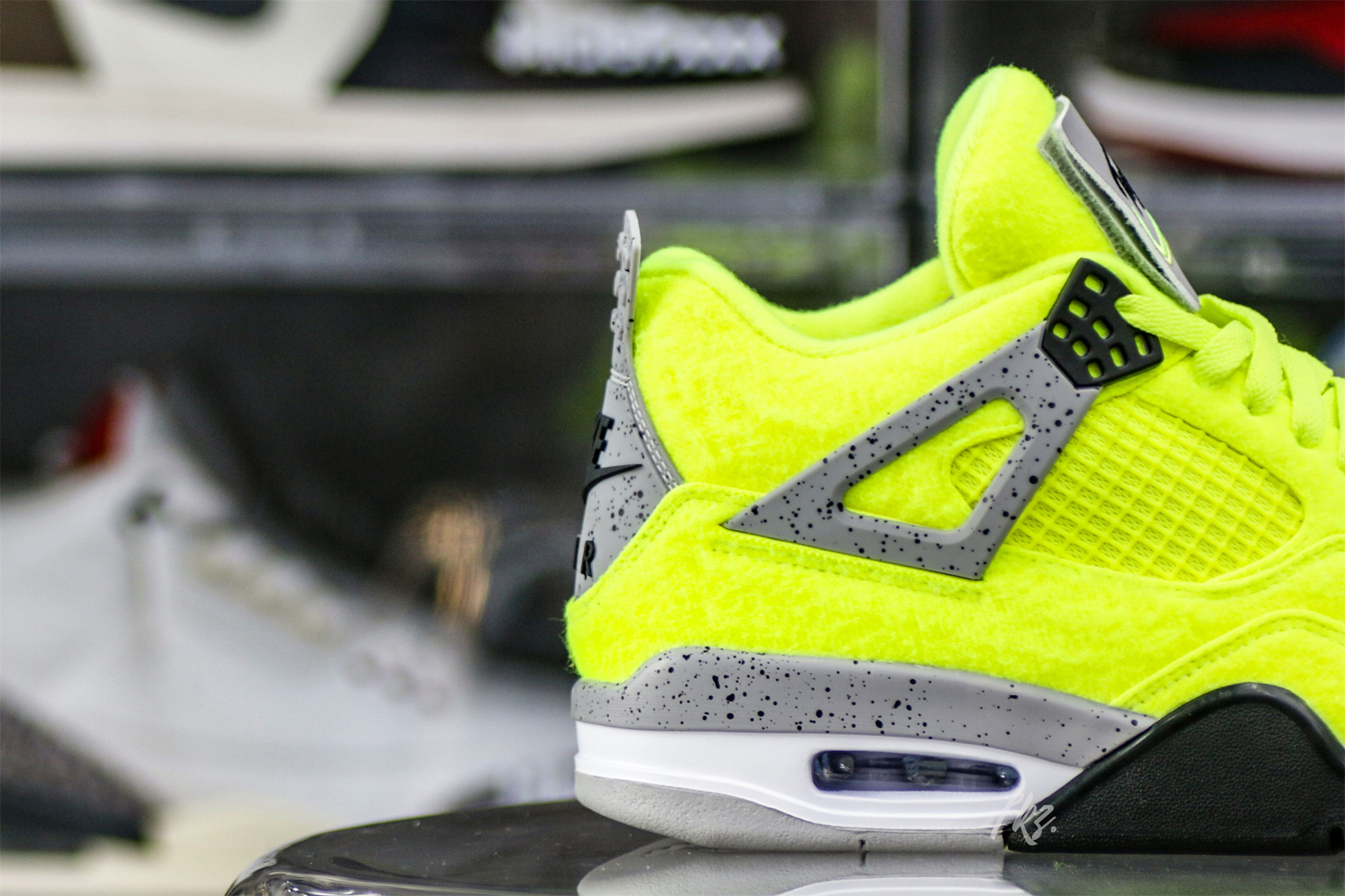 Air Jordan 4 “Tennis Ball” Custom Atomic Green/Black