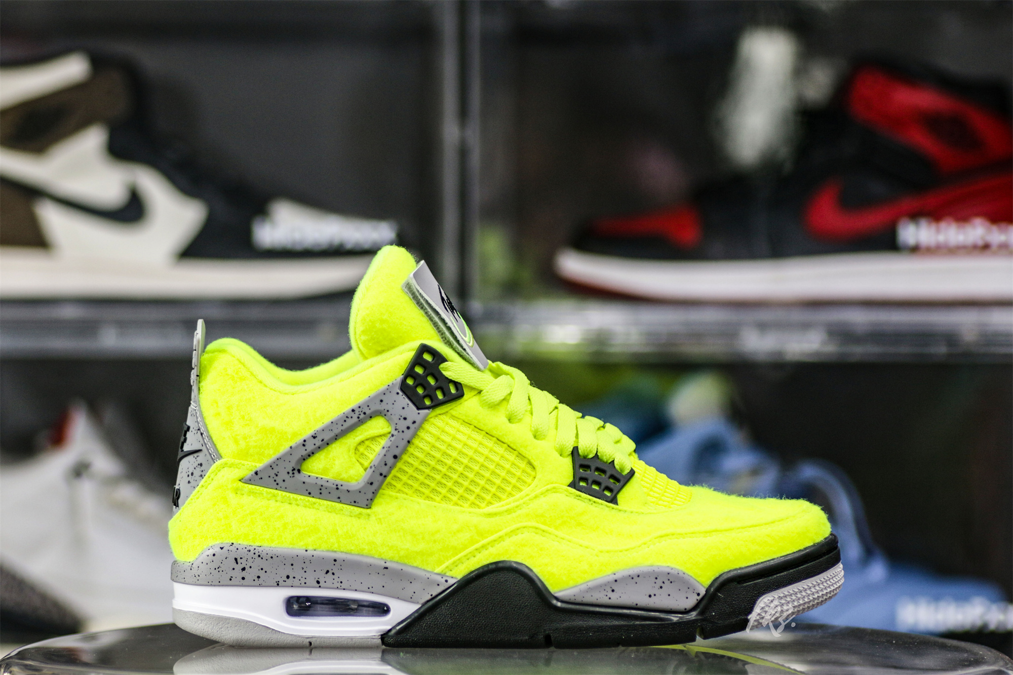 Air Jordan 4 “Tennis Ball” Custom Atomic Green/Black