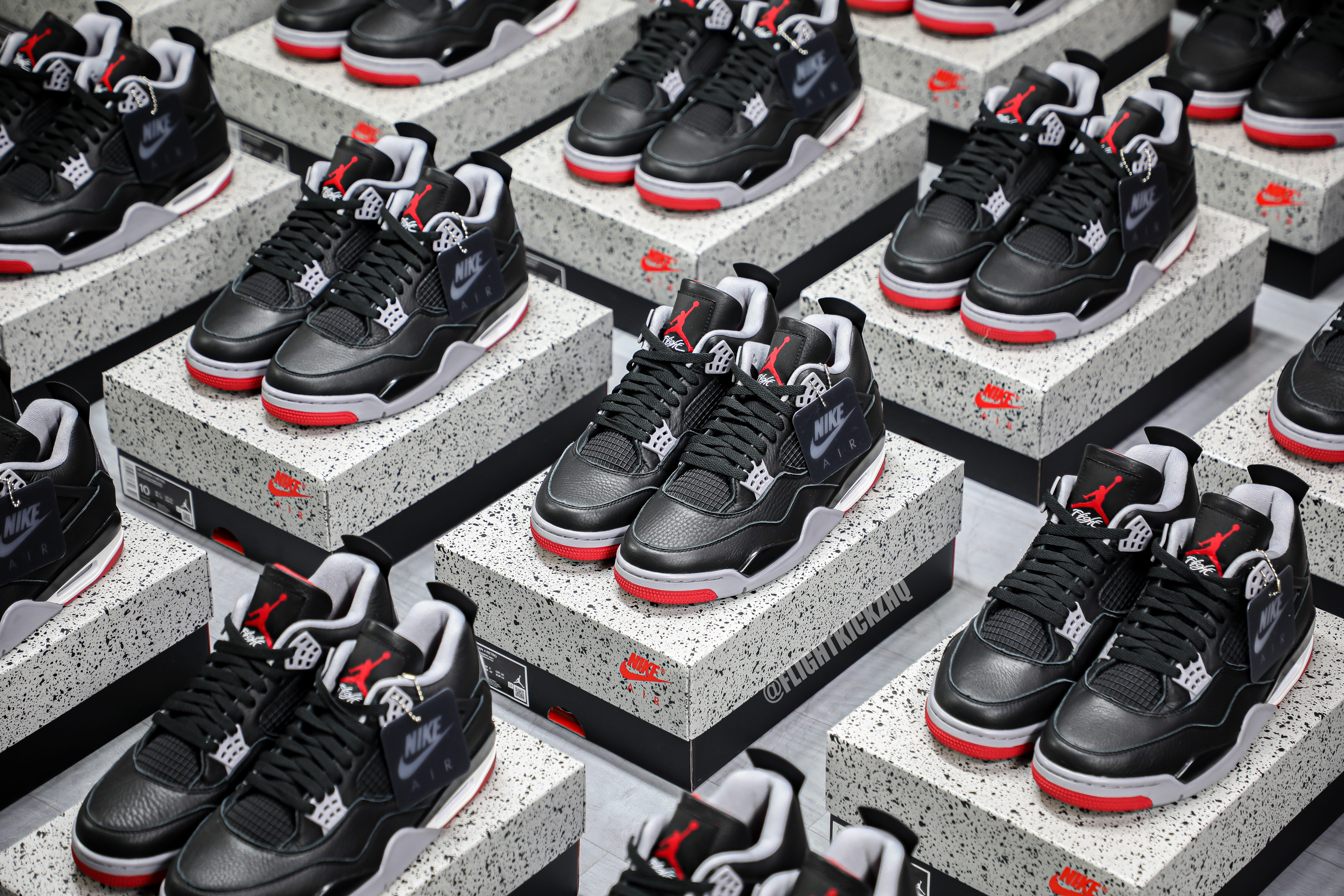 Air Jordan 4 Retro Bred Reimagined 2024 (LN5 A1 Batch)