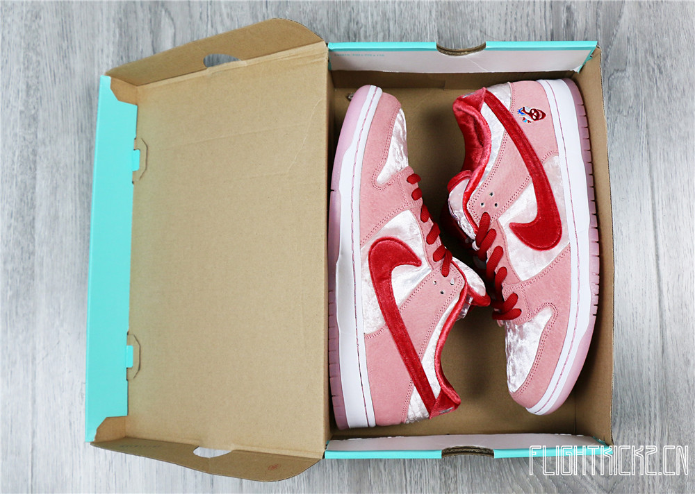 Nike SB Dunk Low StangeLove(LN5 A1 Batch)(Flash Sale Size4)