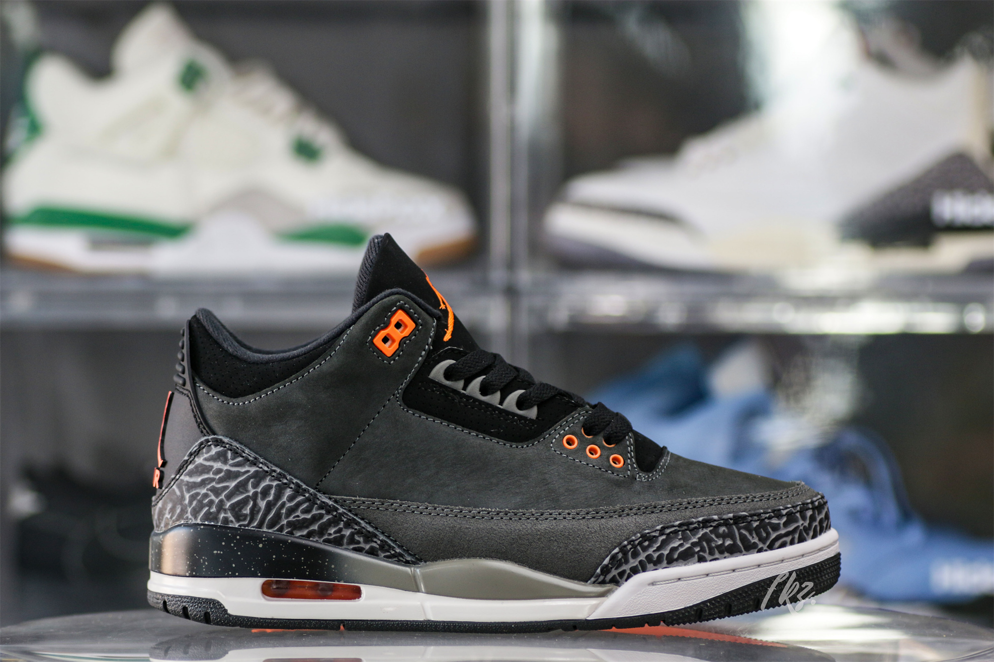 Air Jordan 3 Retro Fear Pack 2023