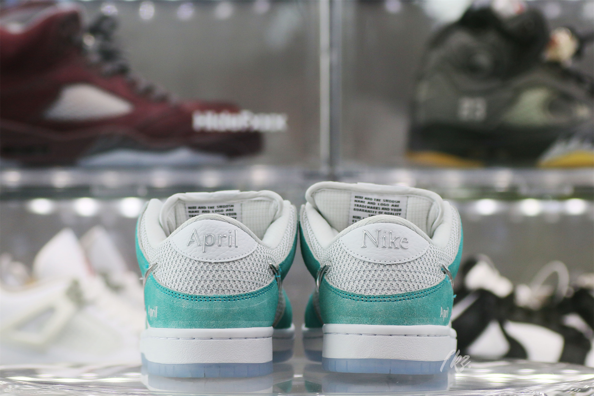 April Skateboards x Nike SB Dunk Low(Flash Sale Size9.5)