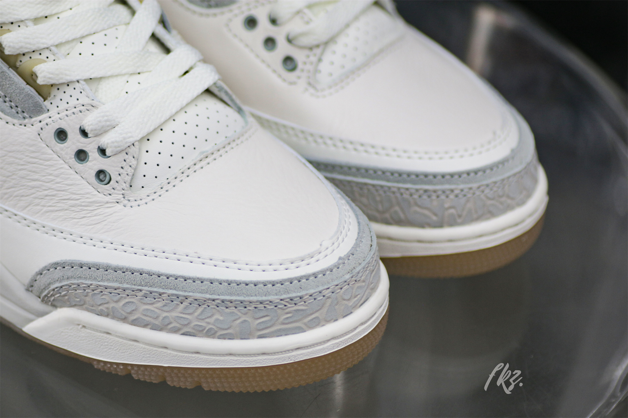 Air Jordan 3 Retro Craft Ivory (LN5 A1)