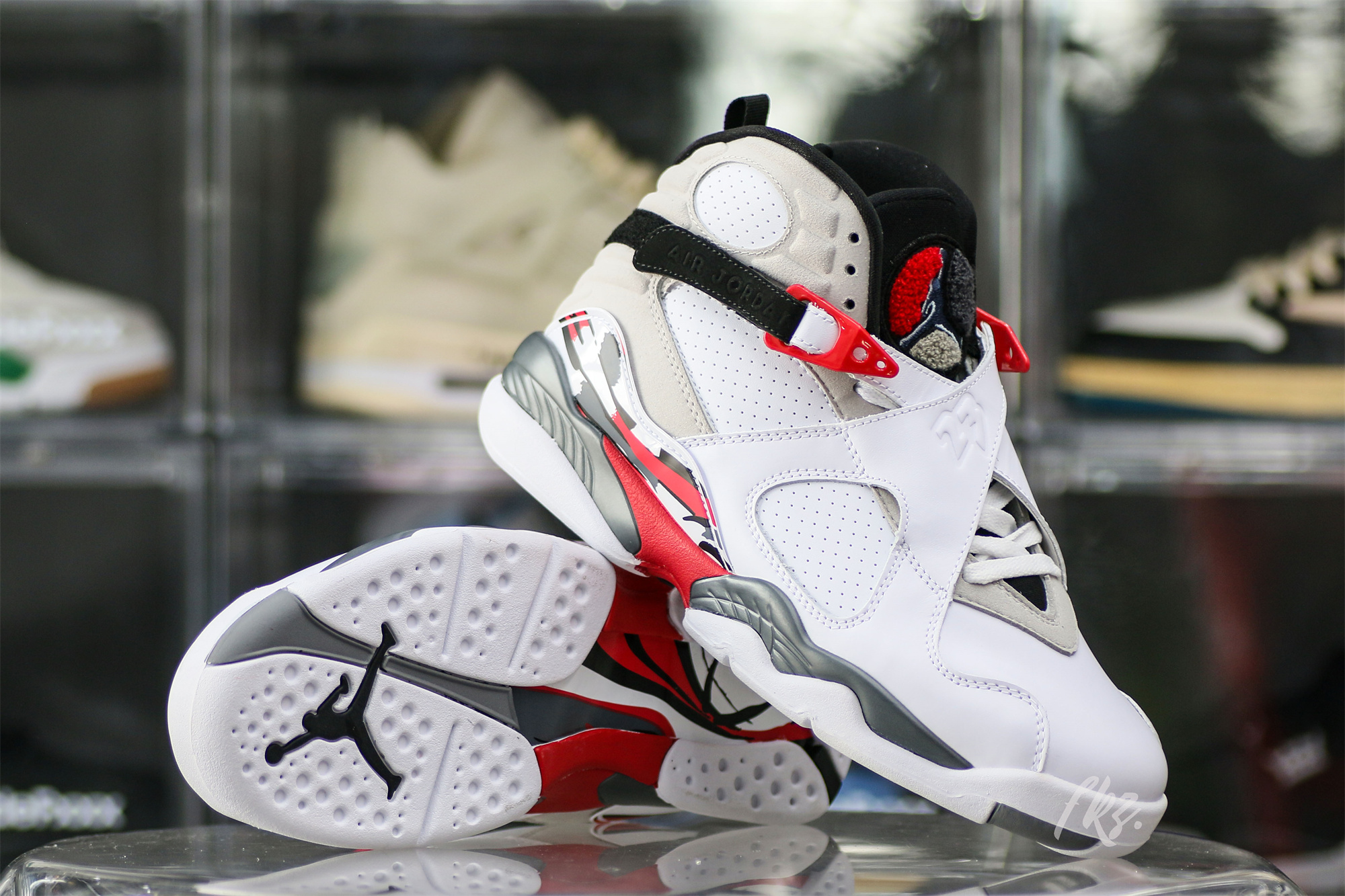 Air Jordan 8 Retro ‘Bugs Bunny’ 2013