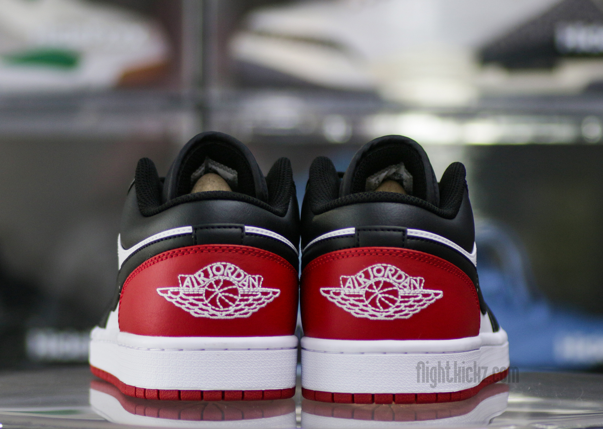 Air Jordan 1 Low Bred Toe 2.0(2023)