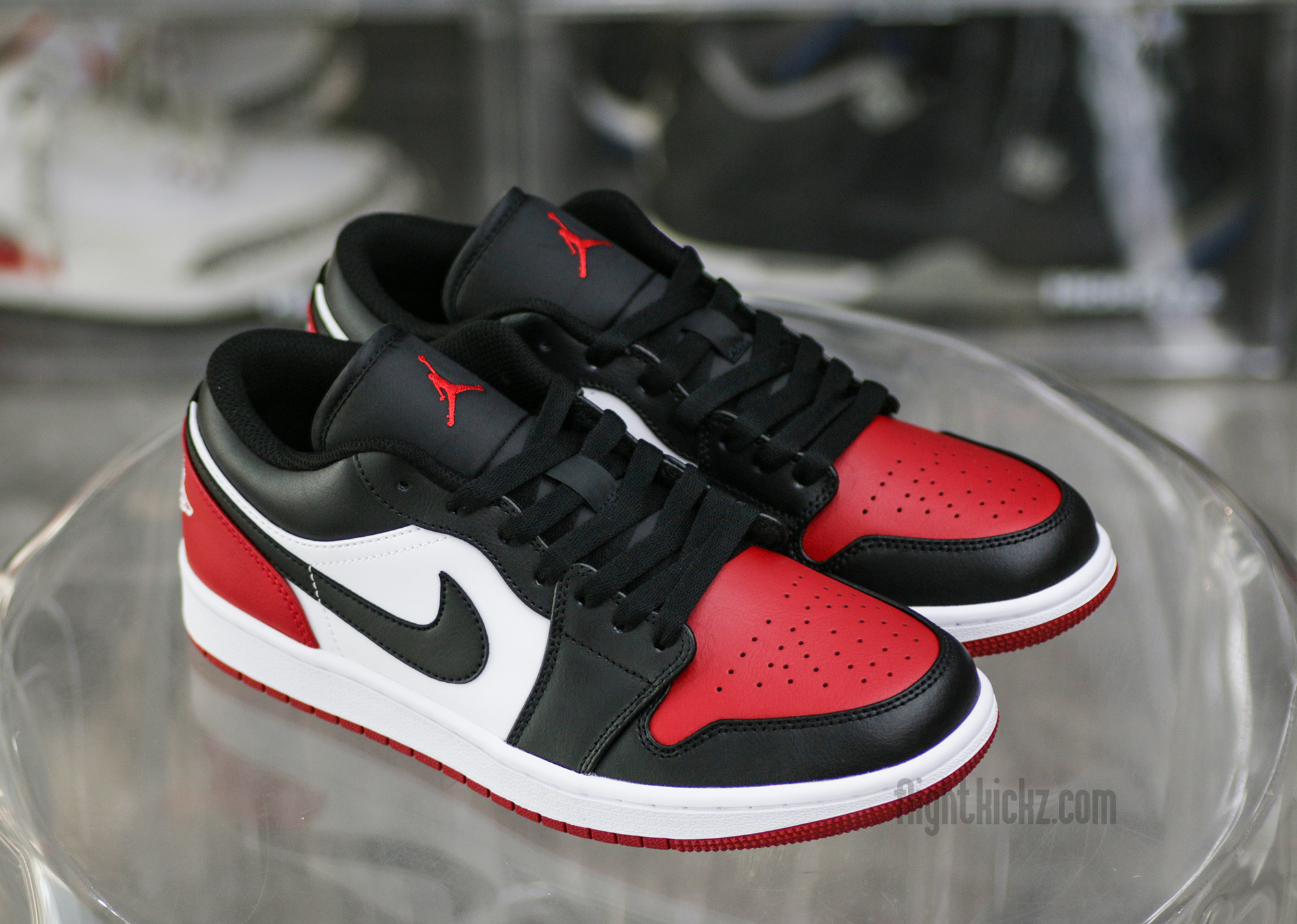 Air Jordan 1 Low Bred Toe 2.0(2023)