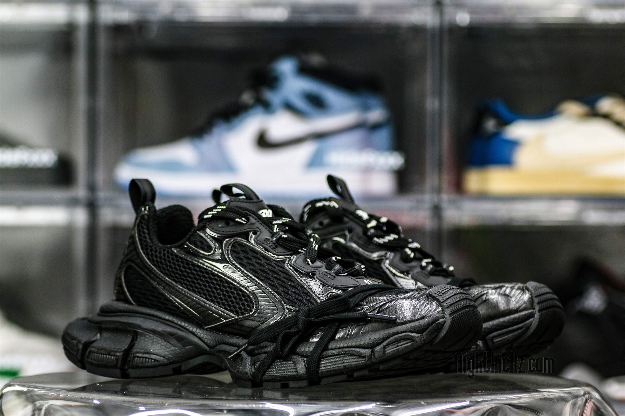 Balenciag* 3XL Runner Black