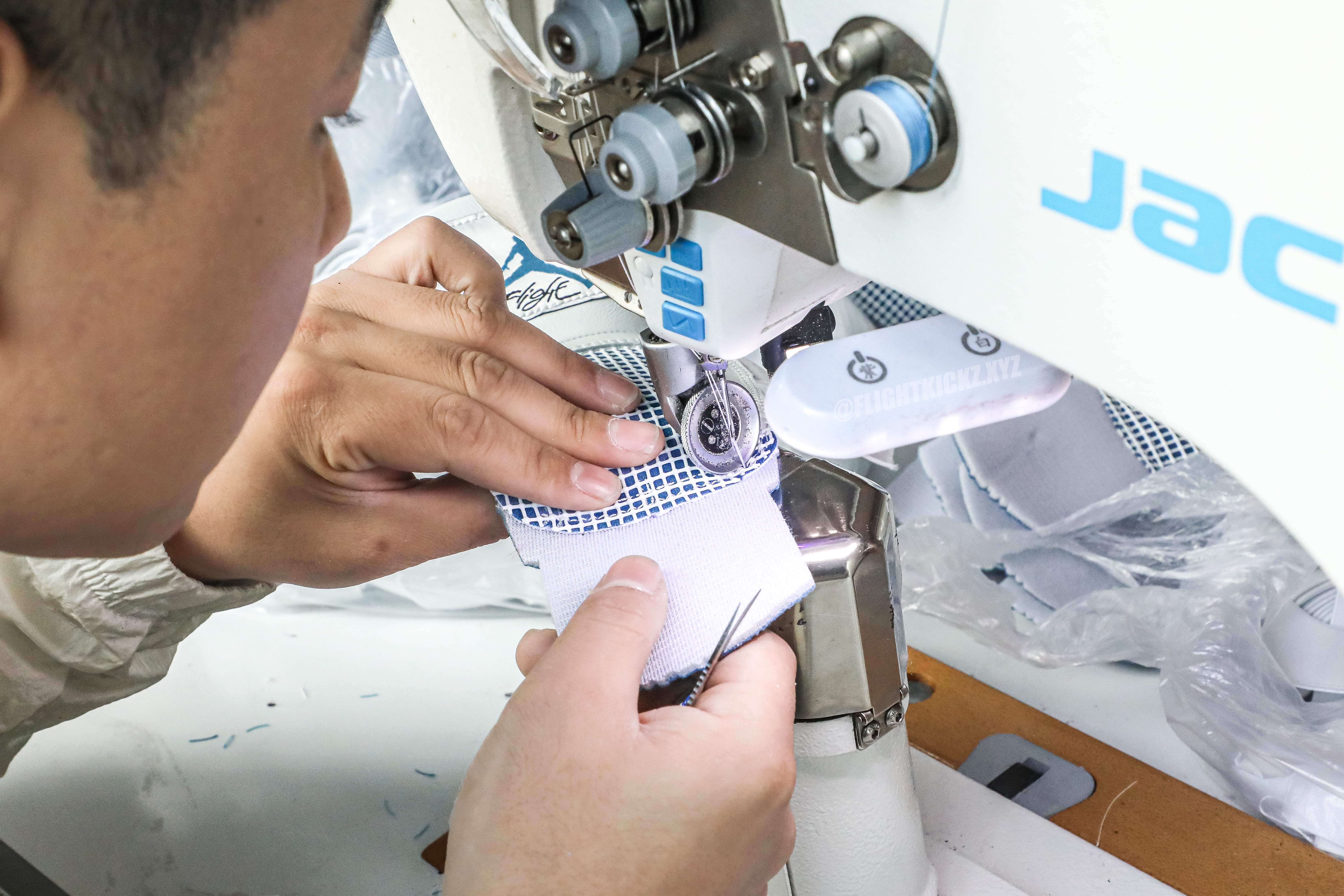 Air Jordan 4 “Military Blue 2024 (LN5 A1 Batch)