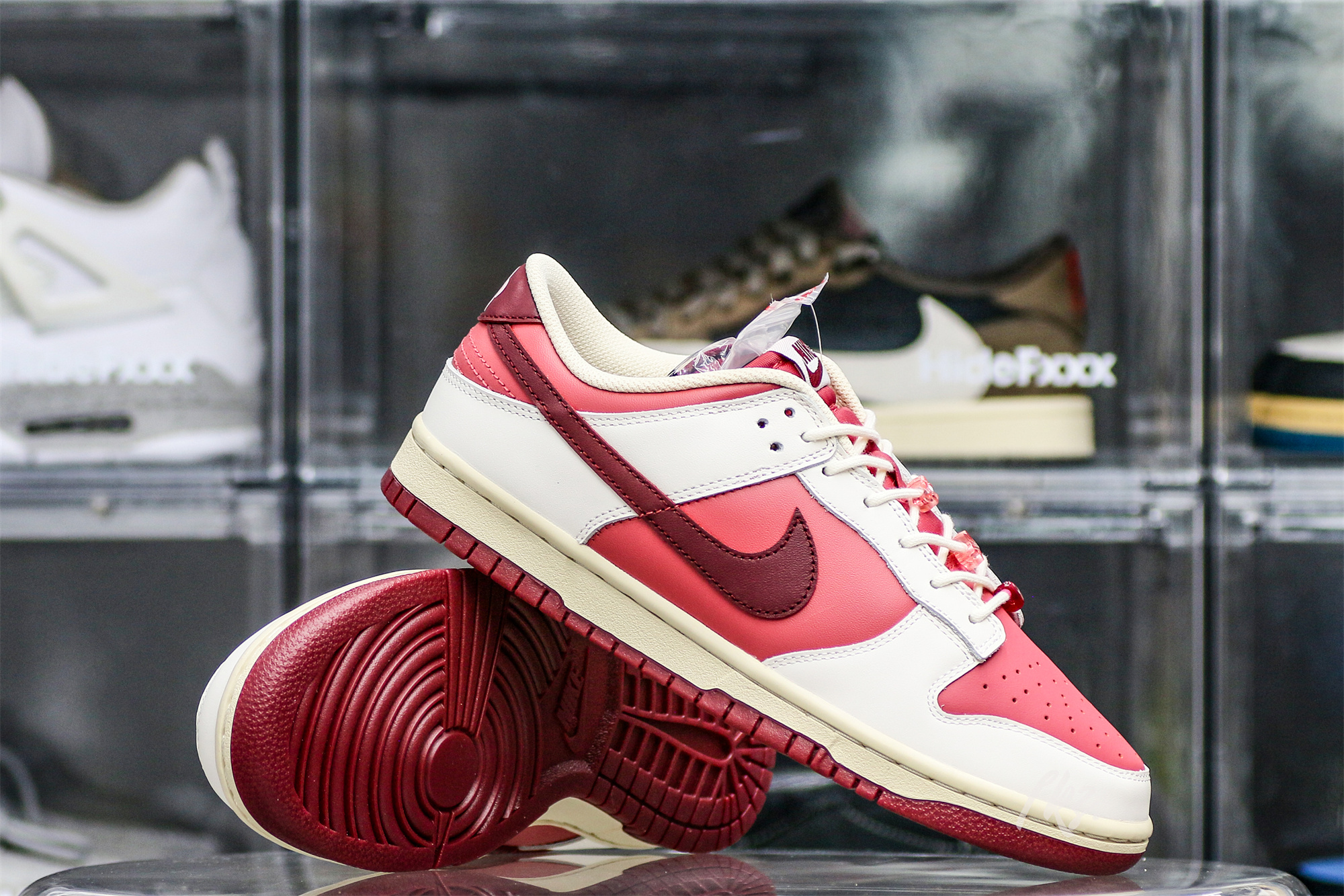 Nike Dunk Low Valentine’s Day 2024 Alternate (Women’s)