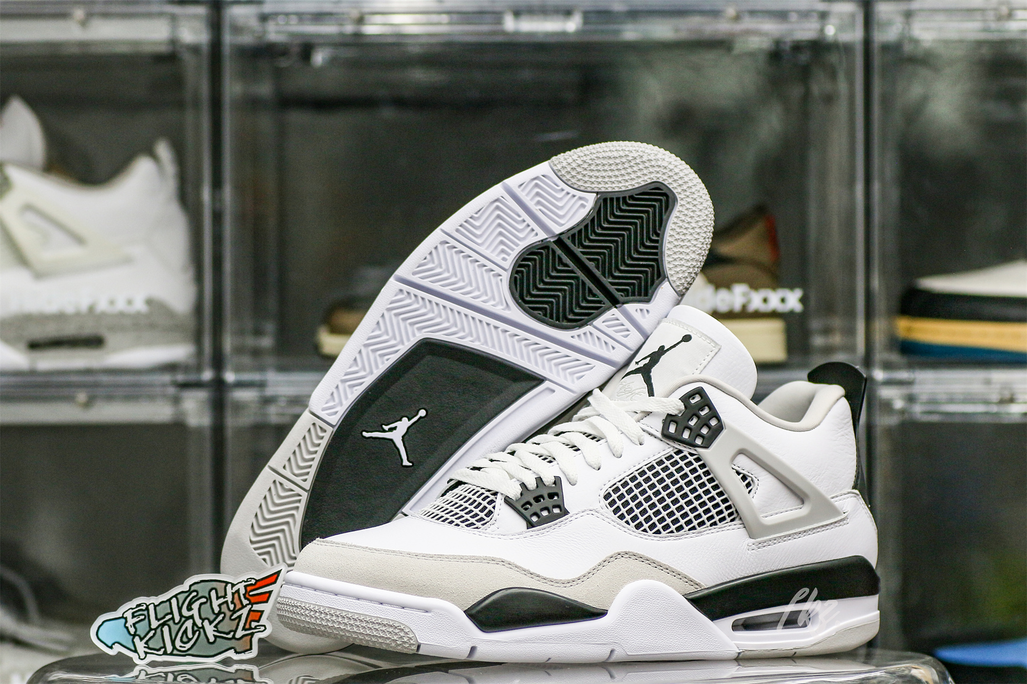 Jordan 4 Retro Military Black(LN5 A1 Batch)