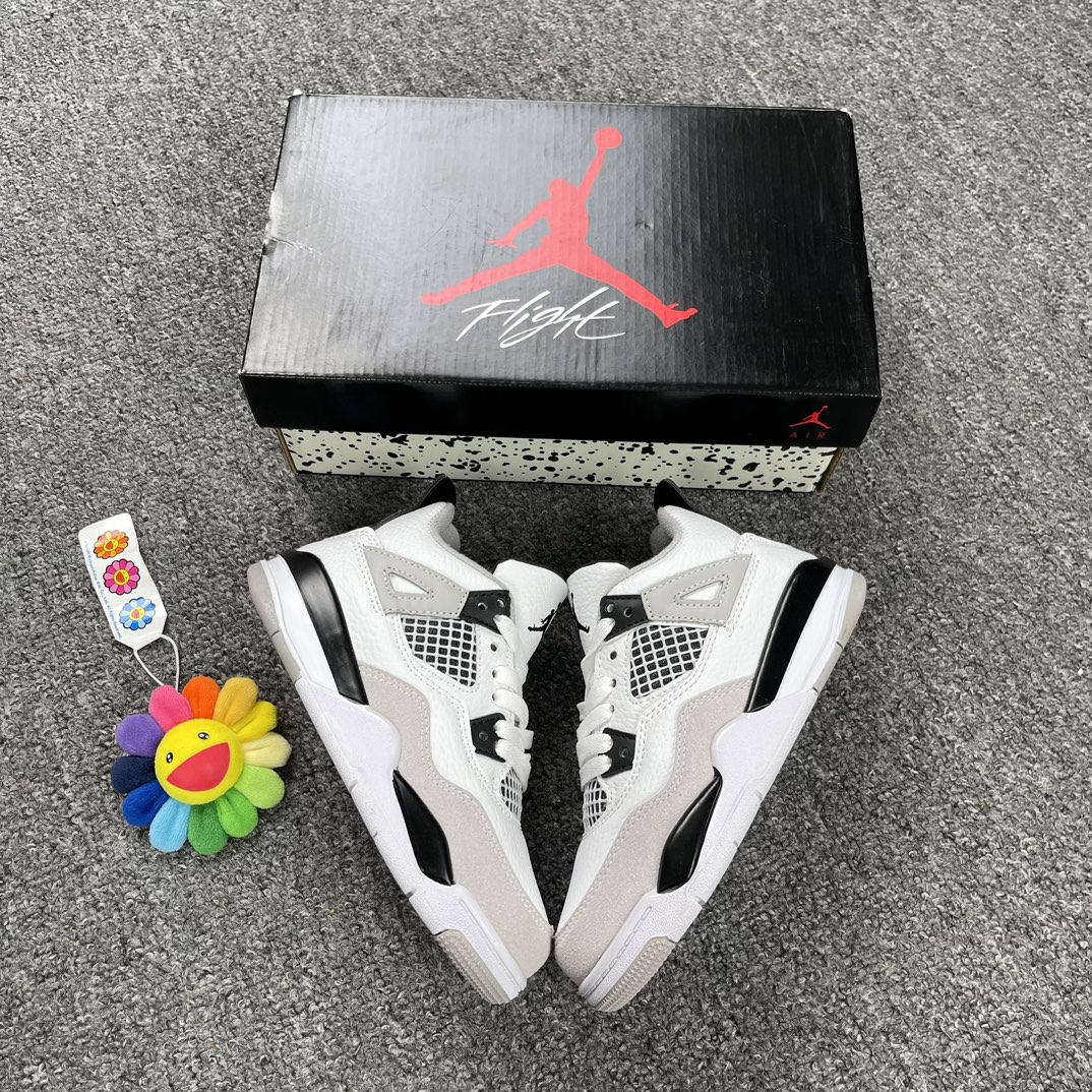 Air Jordan 4 Black Military Kid