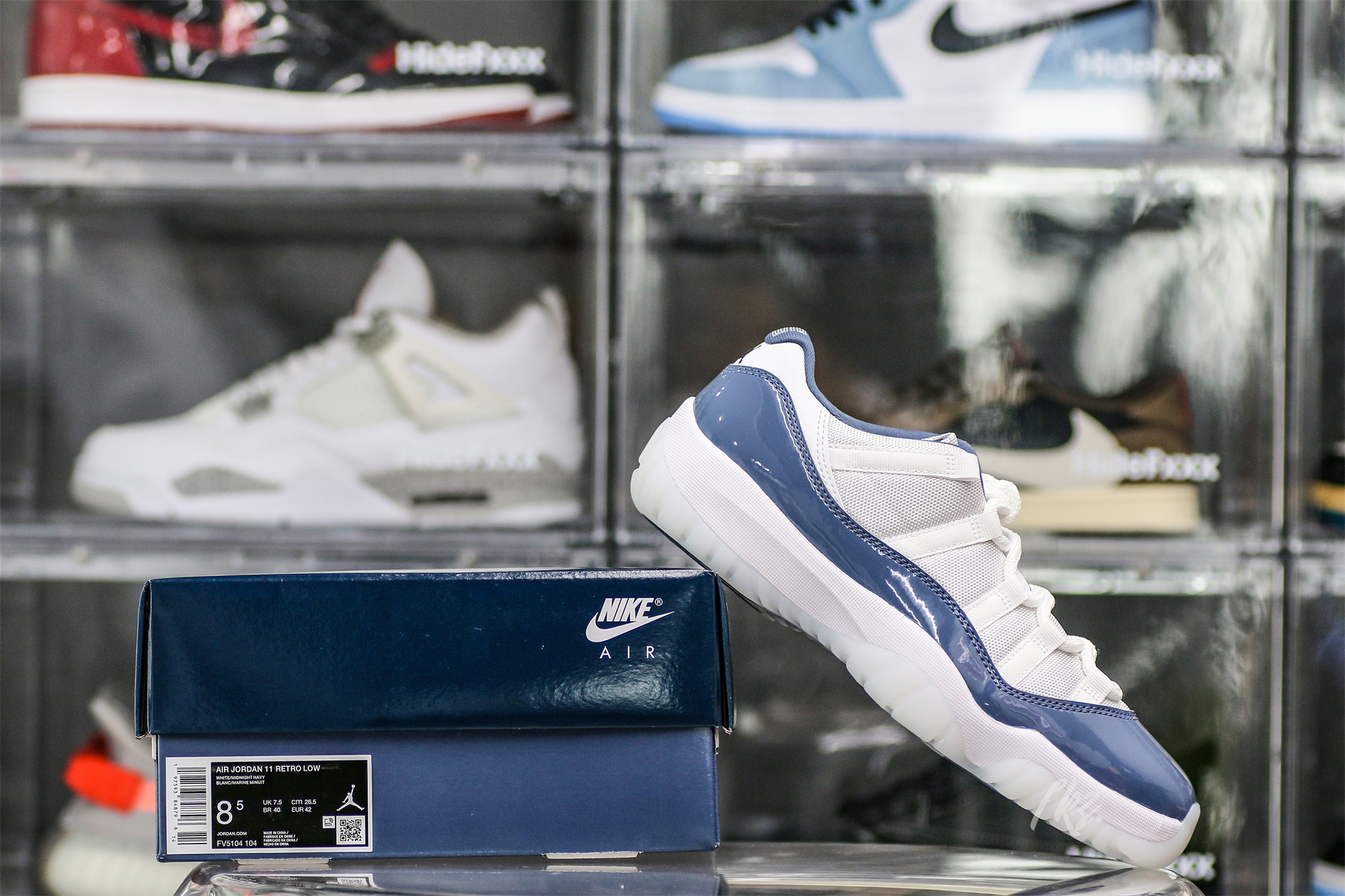 Air Jordan 11 Retro Low Midnight Navy (2024)