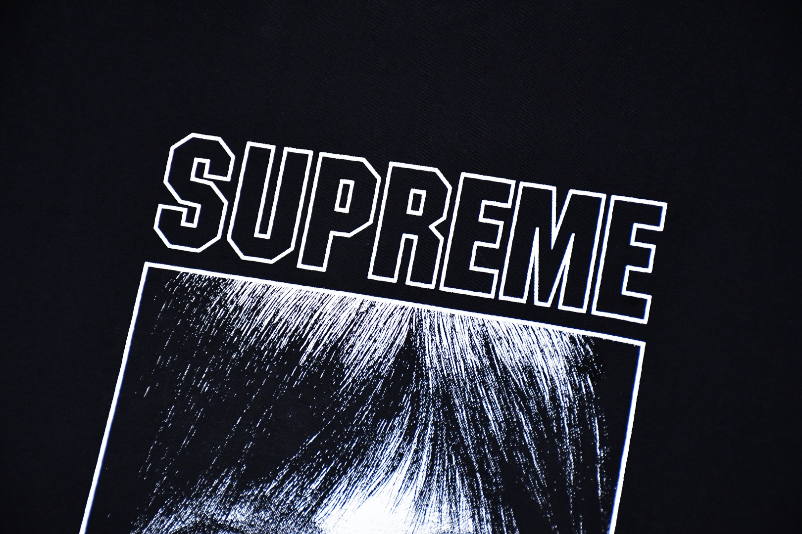 Suprem3 Margaret Keane Teardrop Tee ‘White’