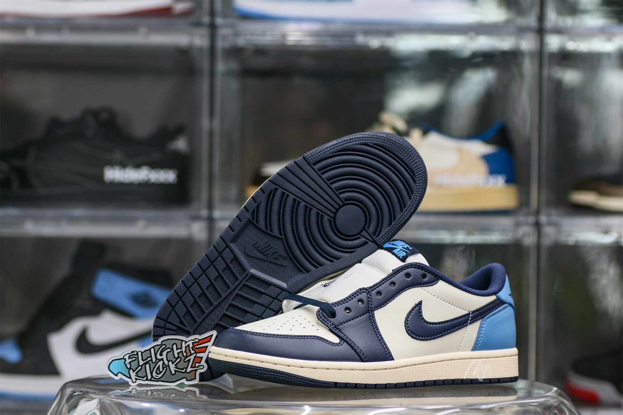 Air Jordan 1 Low OG “Obsidian” UNC 2025