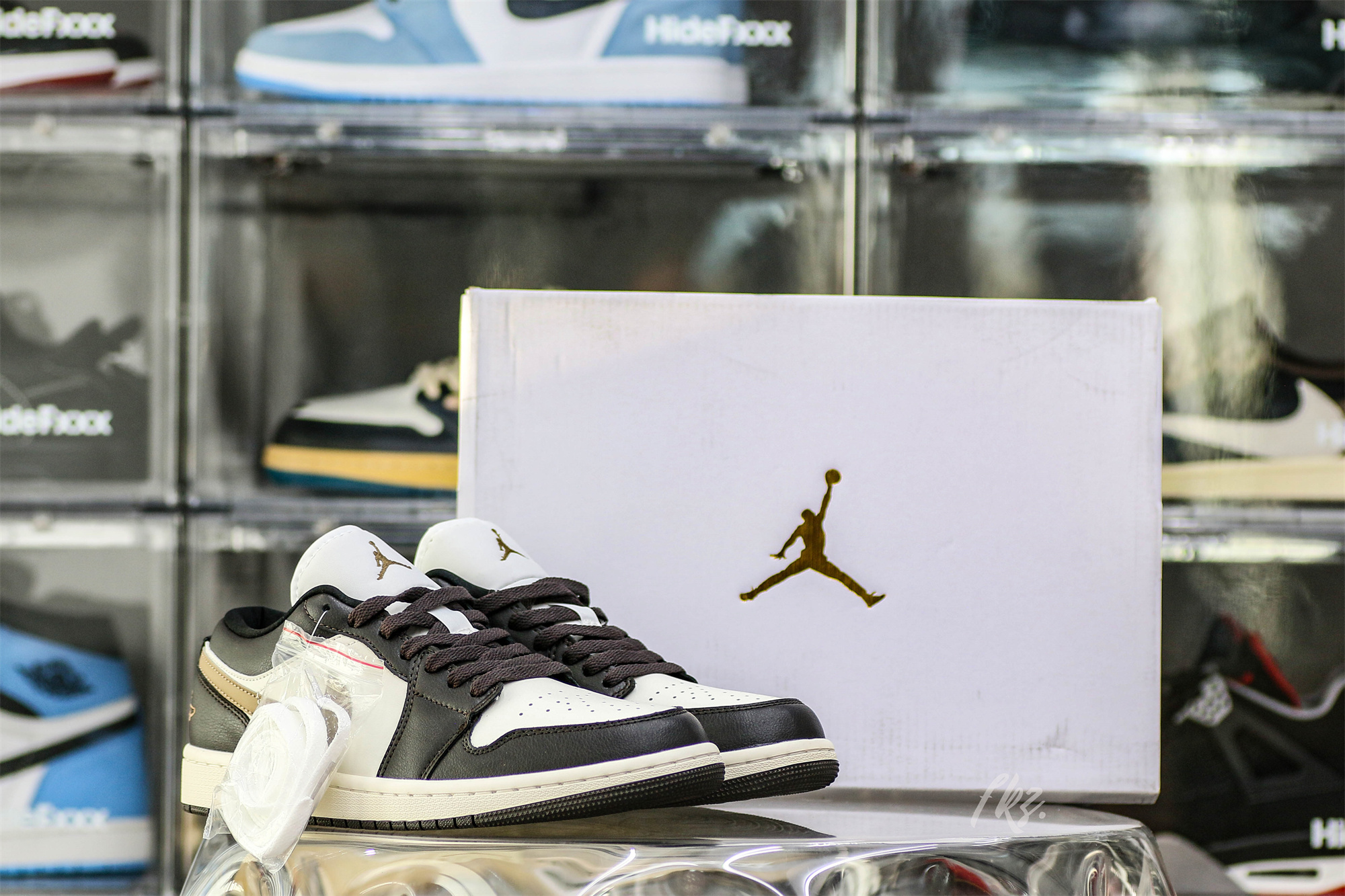 Wmns Jordan 1 Low Shadow Brown