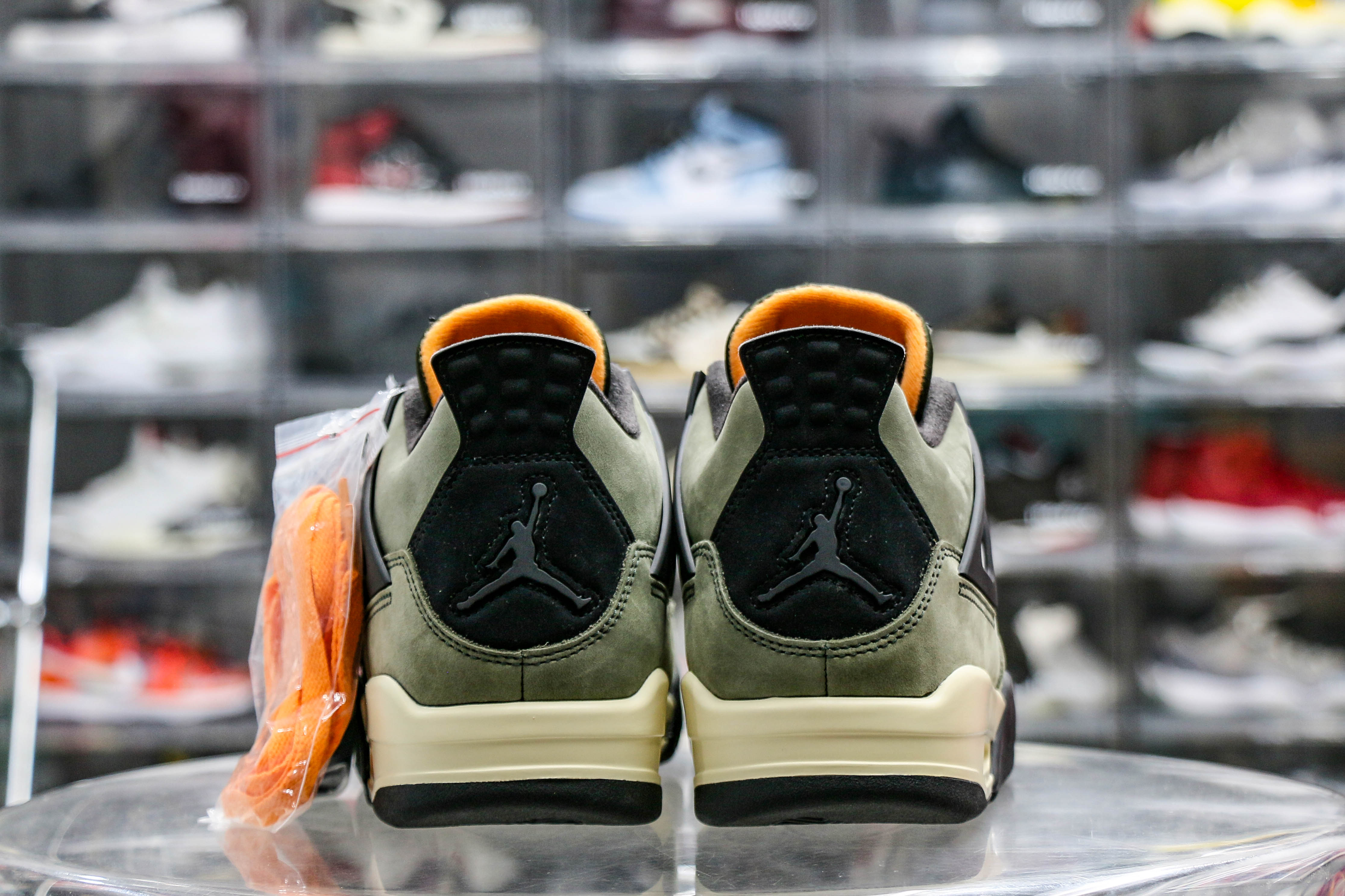 Air Jordan 4 Retro ‘Undefeated’ 2005