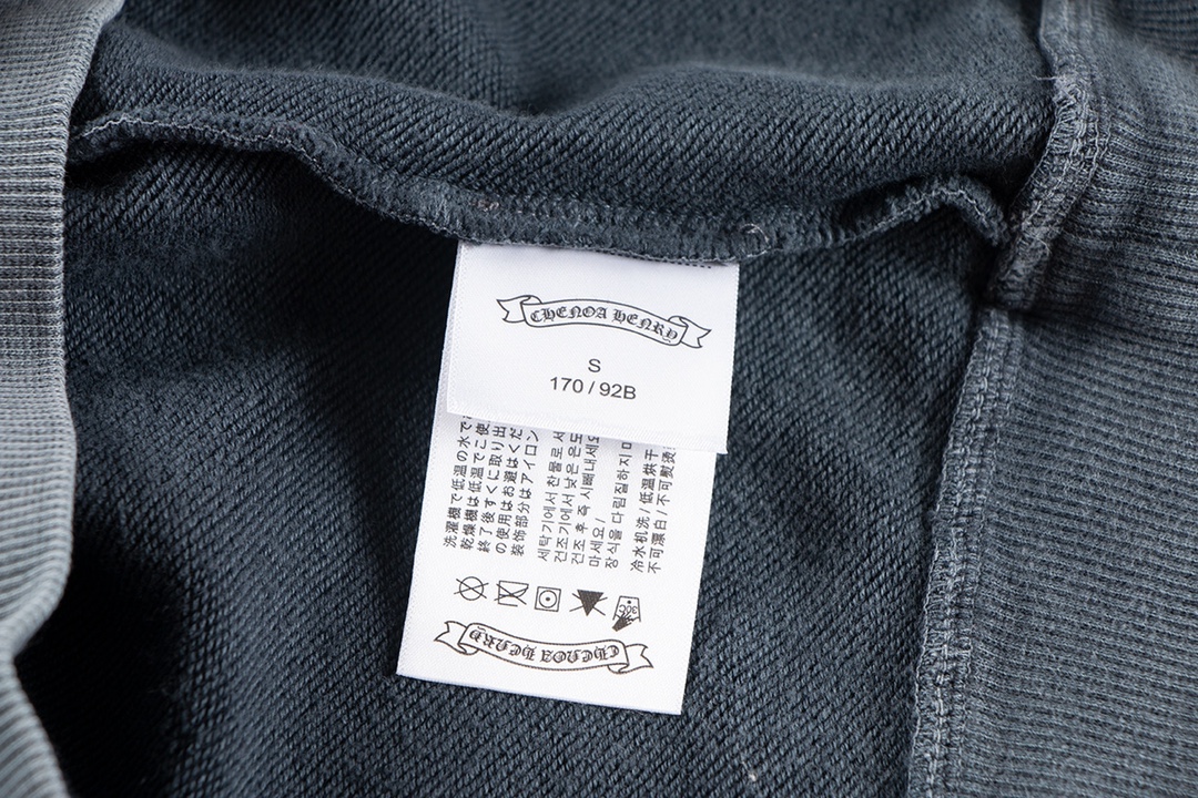 Ch*0me He**ts latest basic crewneck sweatshirt gray/pink