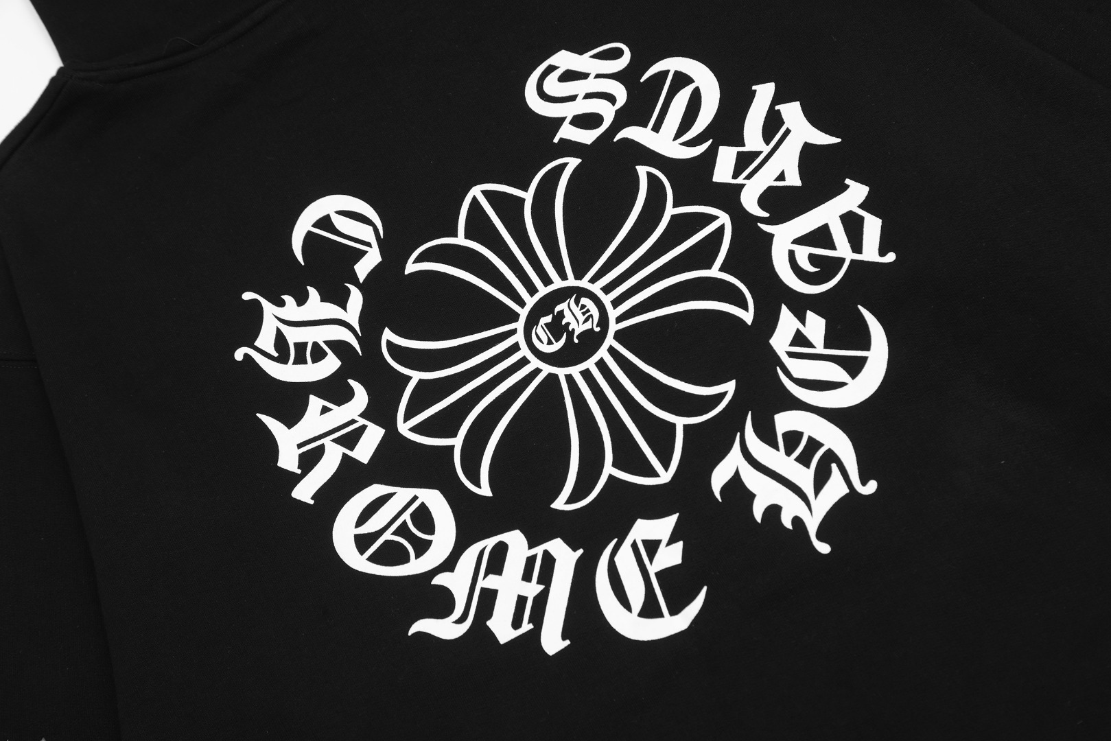 Ch*0me He**ts embroidered and printed heavy-duty hoodie in black