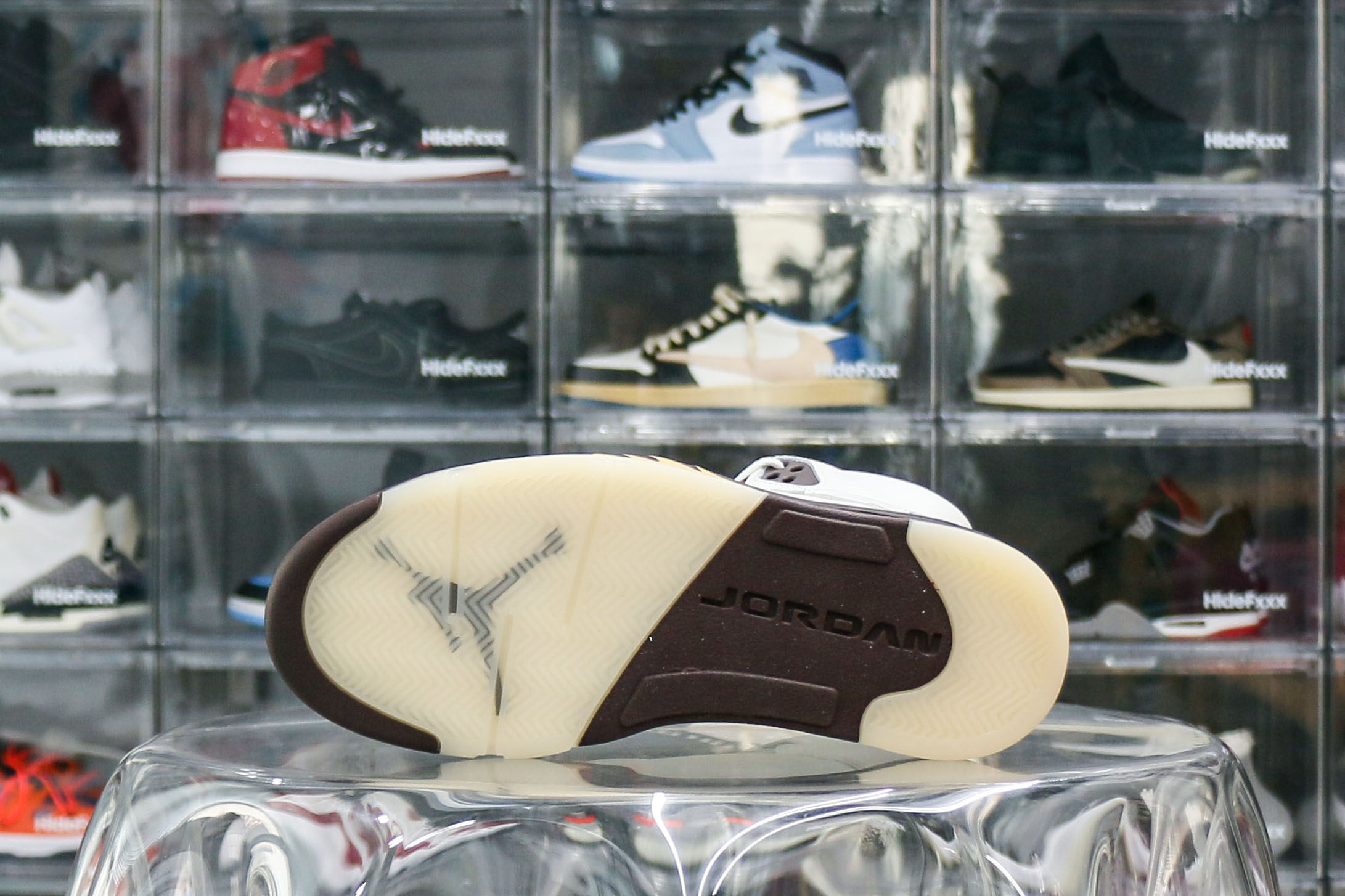 Air Jordan 5 Retro Olympic Gold White Mocha