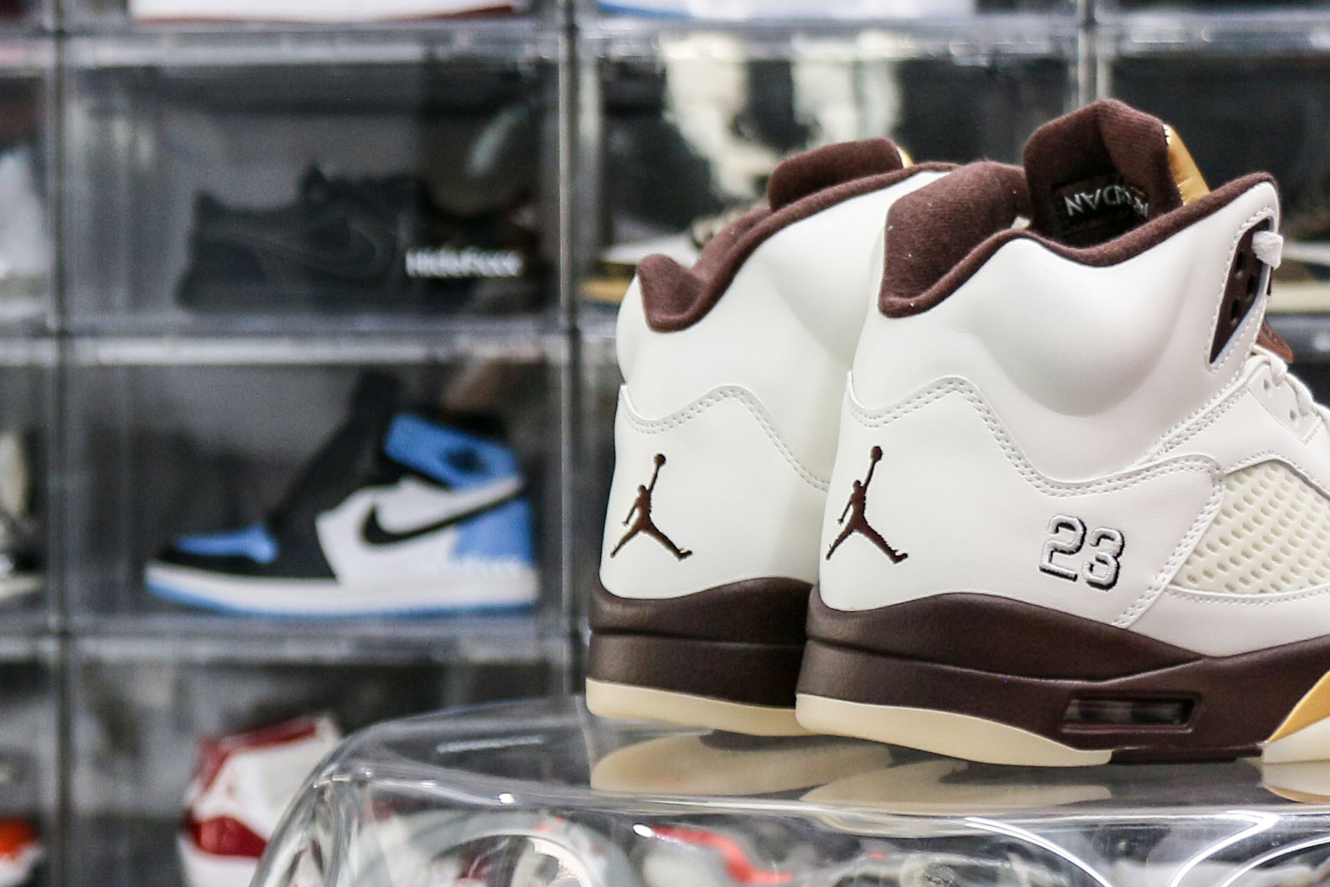 Air Jordan 5 Retro Olympic Gold White Mocha