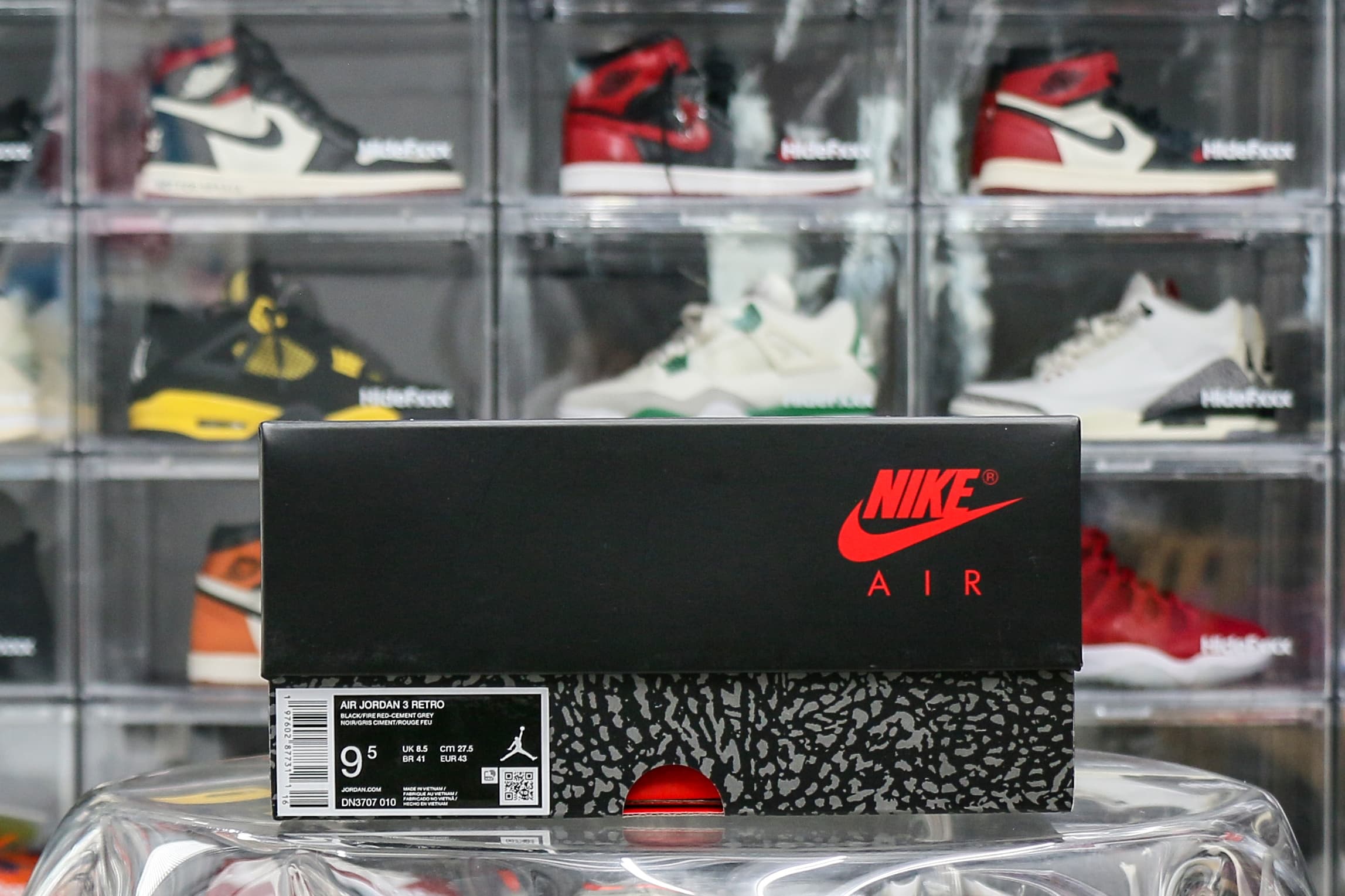 Air Jordan 3 Retro Black Cement Reimagined 2024 (Ln5 A1)