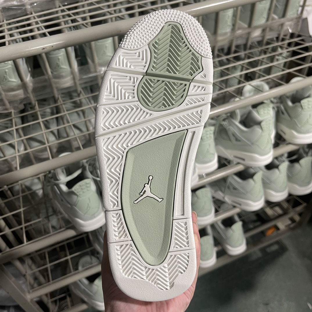 Jordan 4 Retro Seafoam Sail (Ln5 A1)