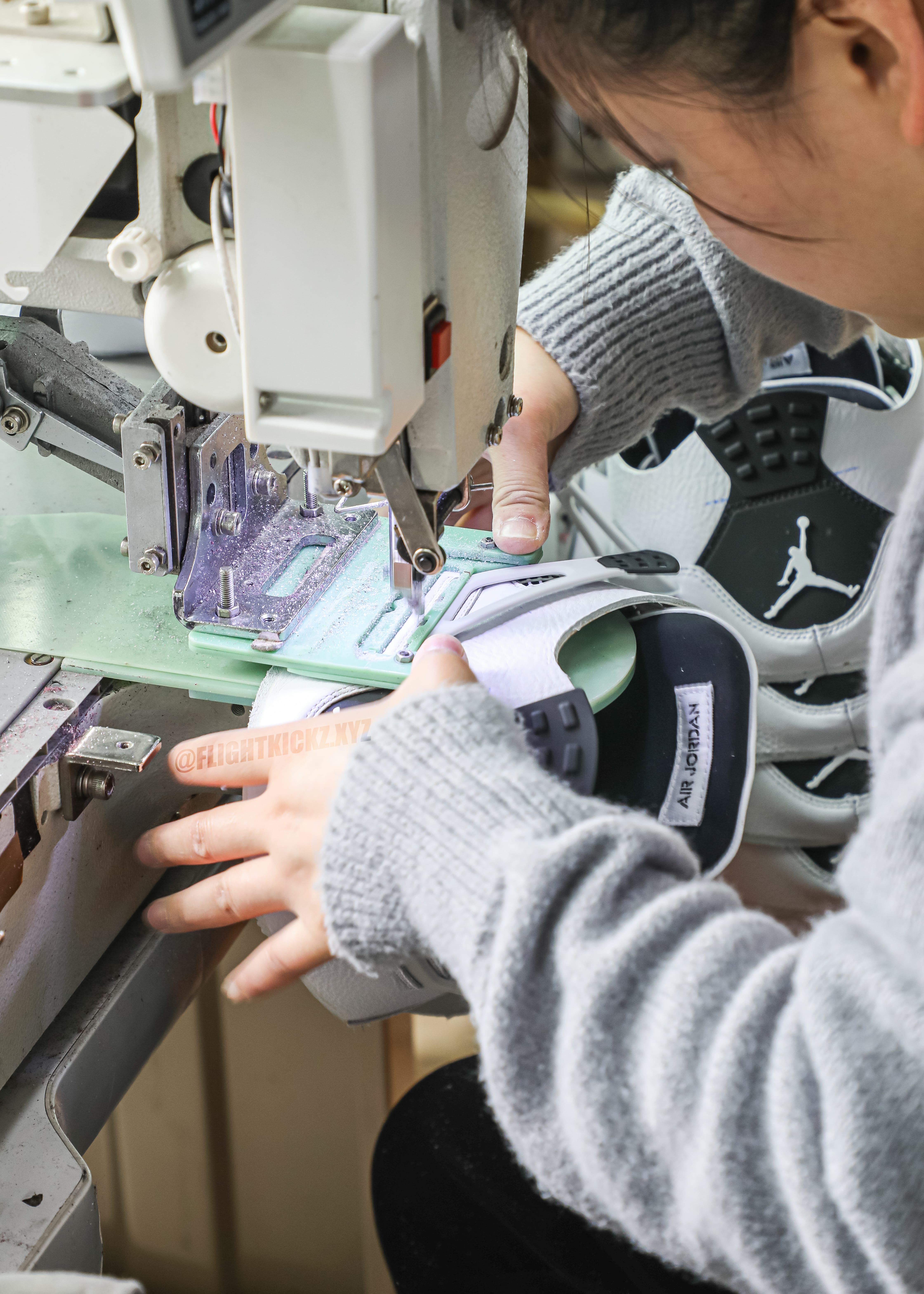 Jordan 4 Retro Military Black(LN5 A1 Batch)