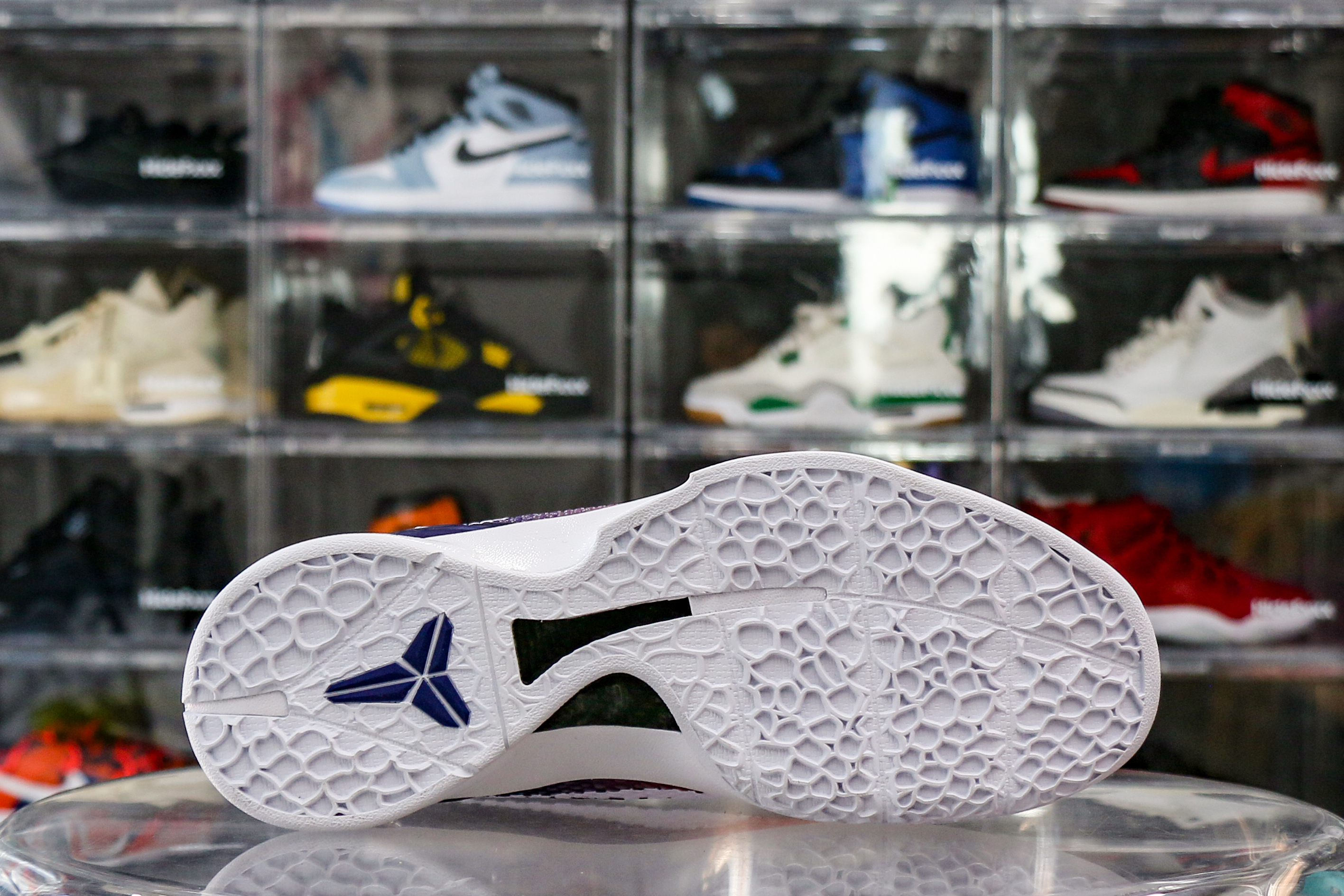 Nike Kobe A.D. ‘Devin Booker’PE（Ln5 A1）