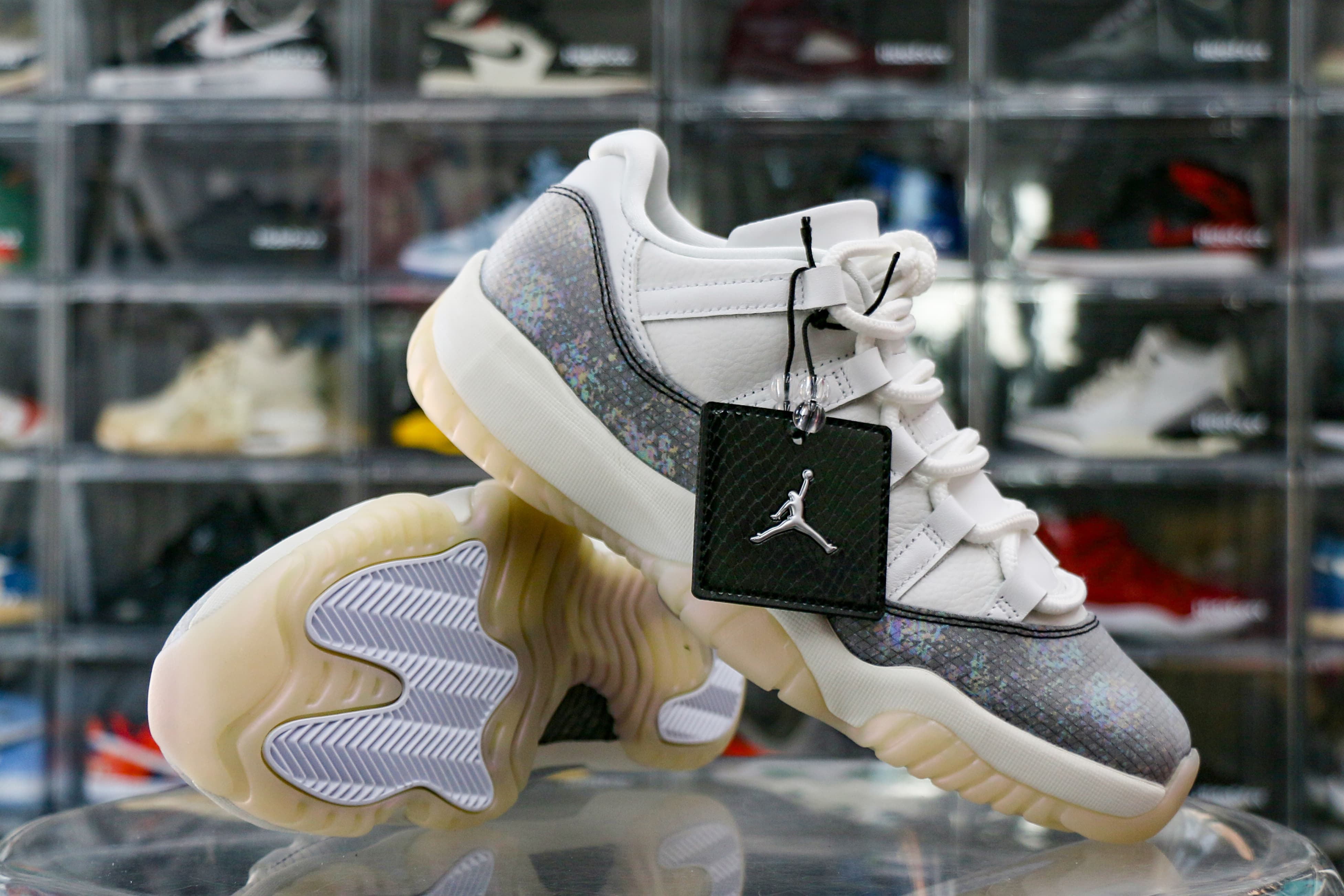 Air Jordan 11 Retro Low CNY 2025