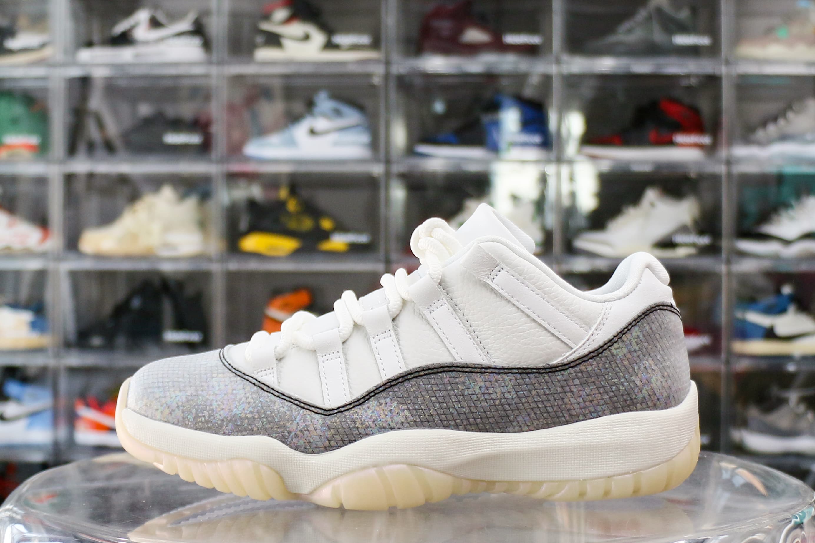 Air Jordan 11 Retro Low CNY 2025