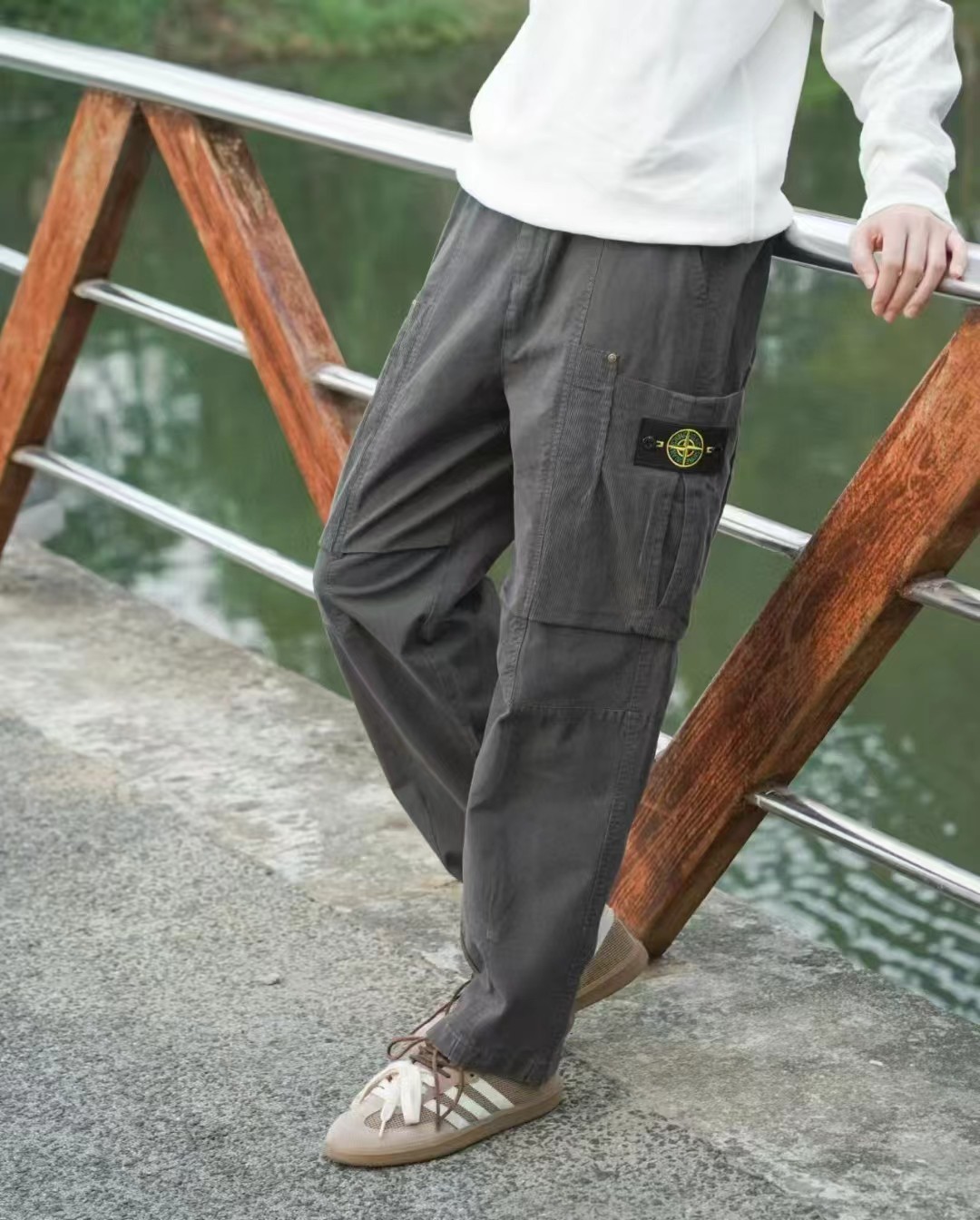 Stone Island Relaxed Fit Cargo Pants