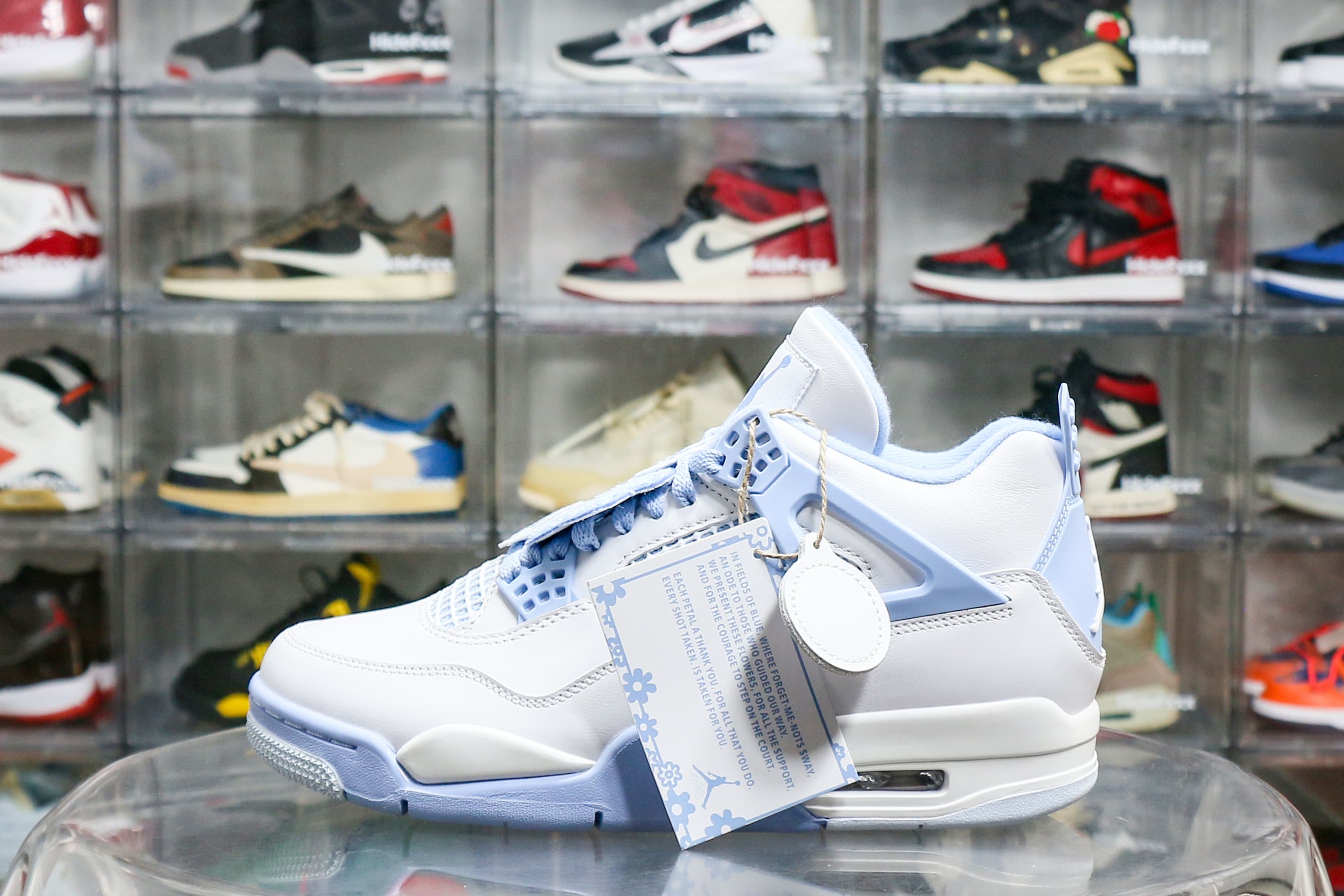 Air Jordan 4 “Forget Me Not / Aluminum”