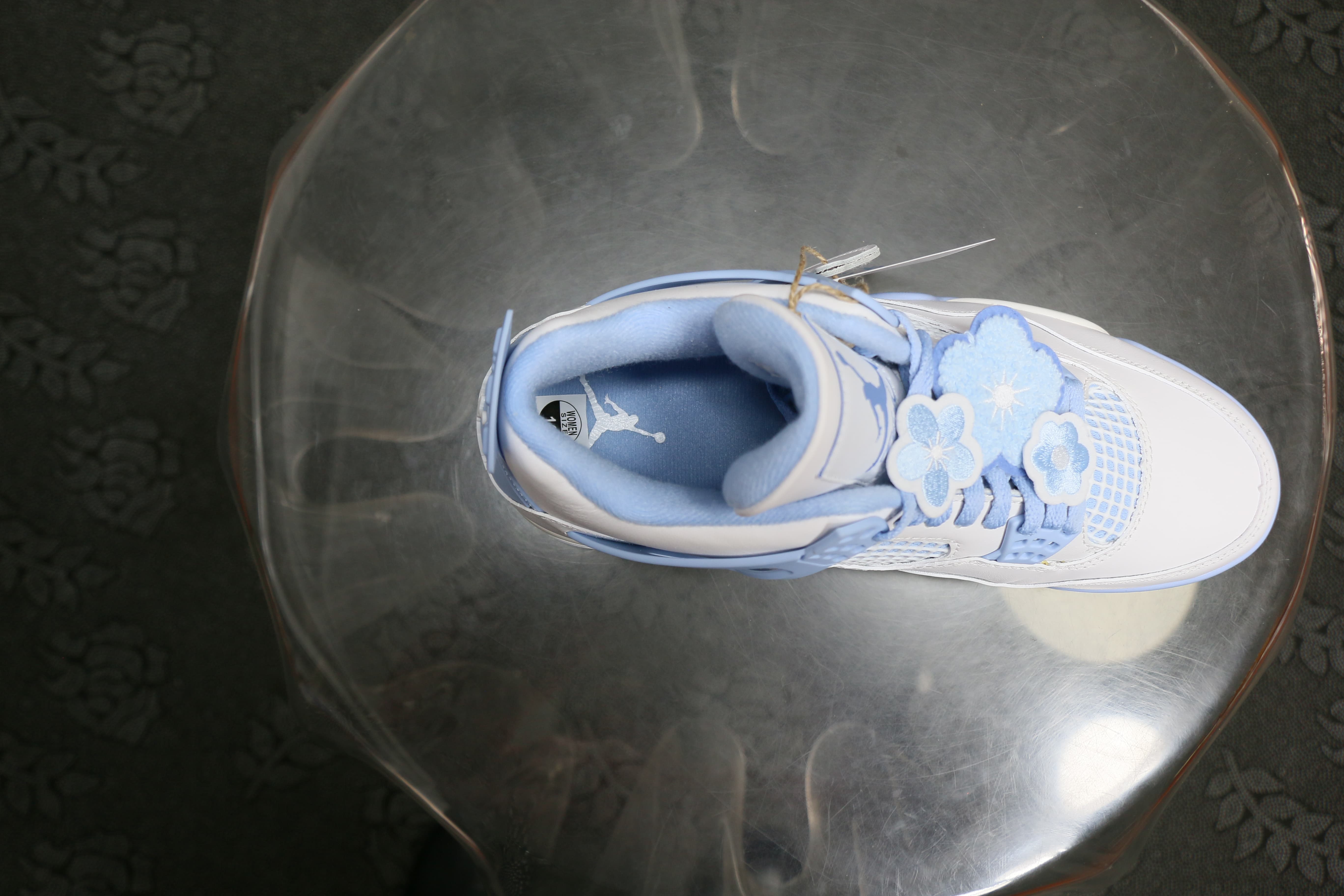 Air Jordan 4 “Forget Me Not / Aluminum”