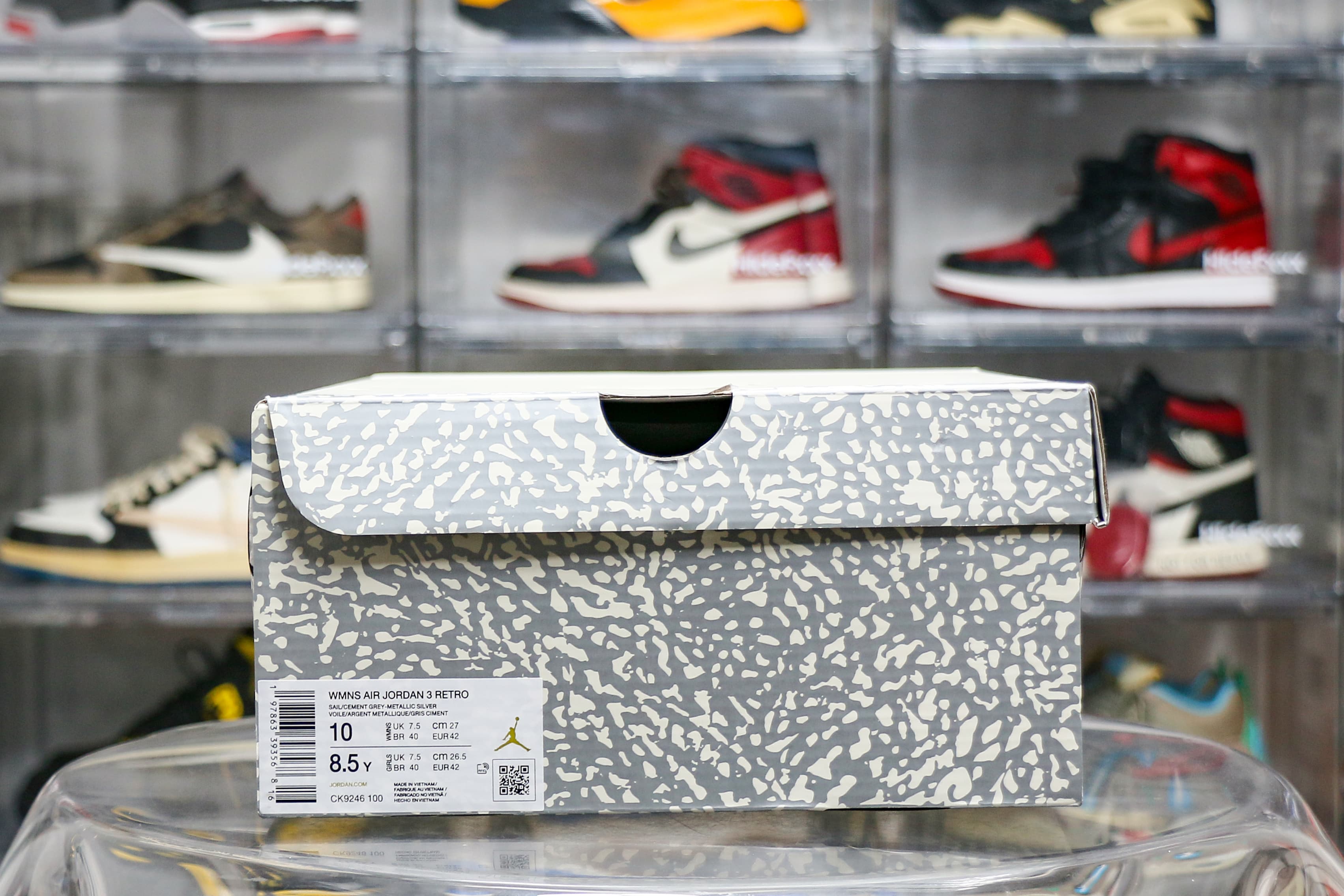 Air Jordan 3 Retro Sail Cement Grey 2025 (Ln5 A1)